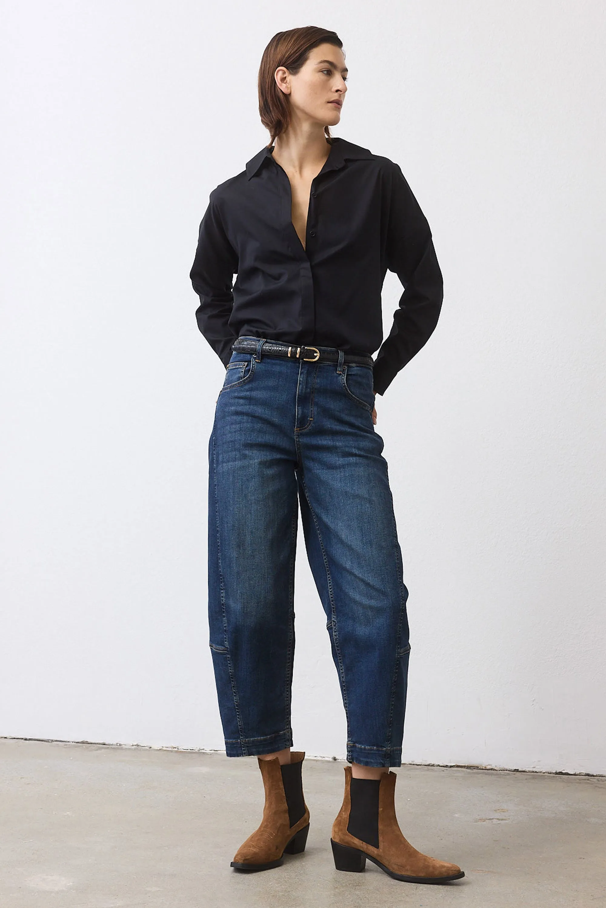 The Ultimate Barrel Leg Jeans 2.0 sold by Ruti product image thumbnail 4