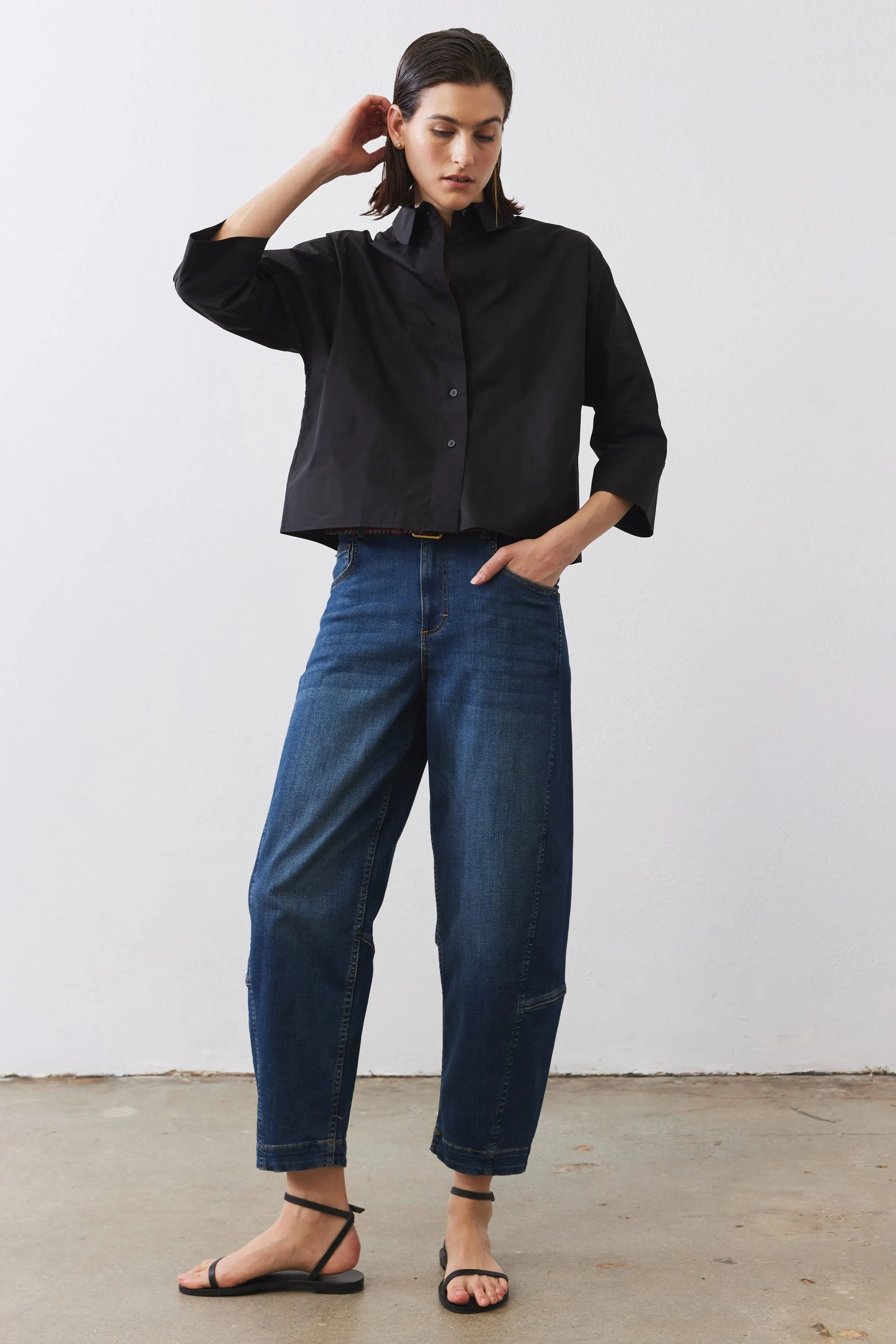 The Ultimate Barrel Leg Jeans 2.0 sold by Ruti product image thumbnail 2