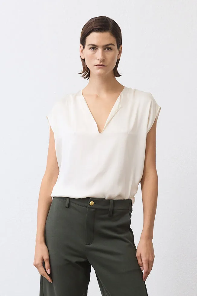 The All Day Washable Silk Top sold by Ruti
