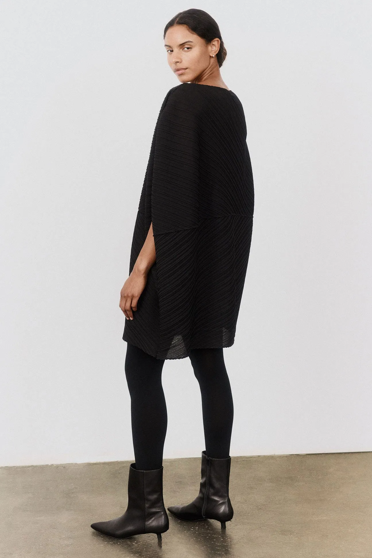 One for All Pleated Tunic sold by Ruti product image thumbnail 3