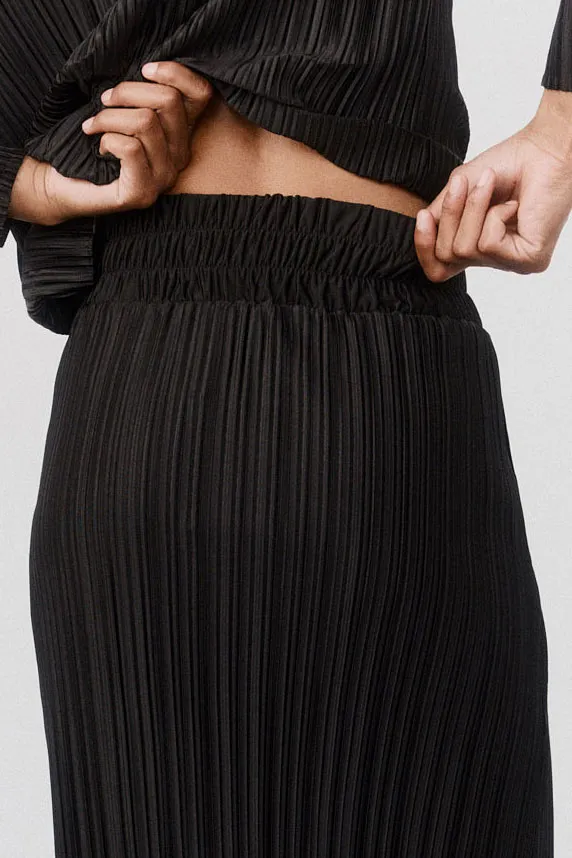 Relaxed Pleated Skirt sold by Ruti product image thumbnail 4