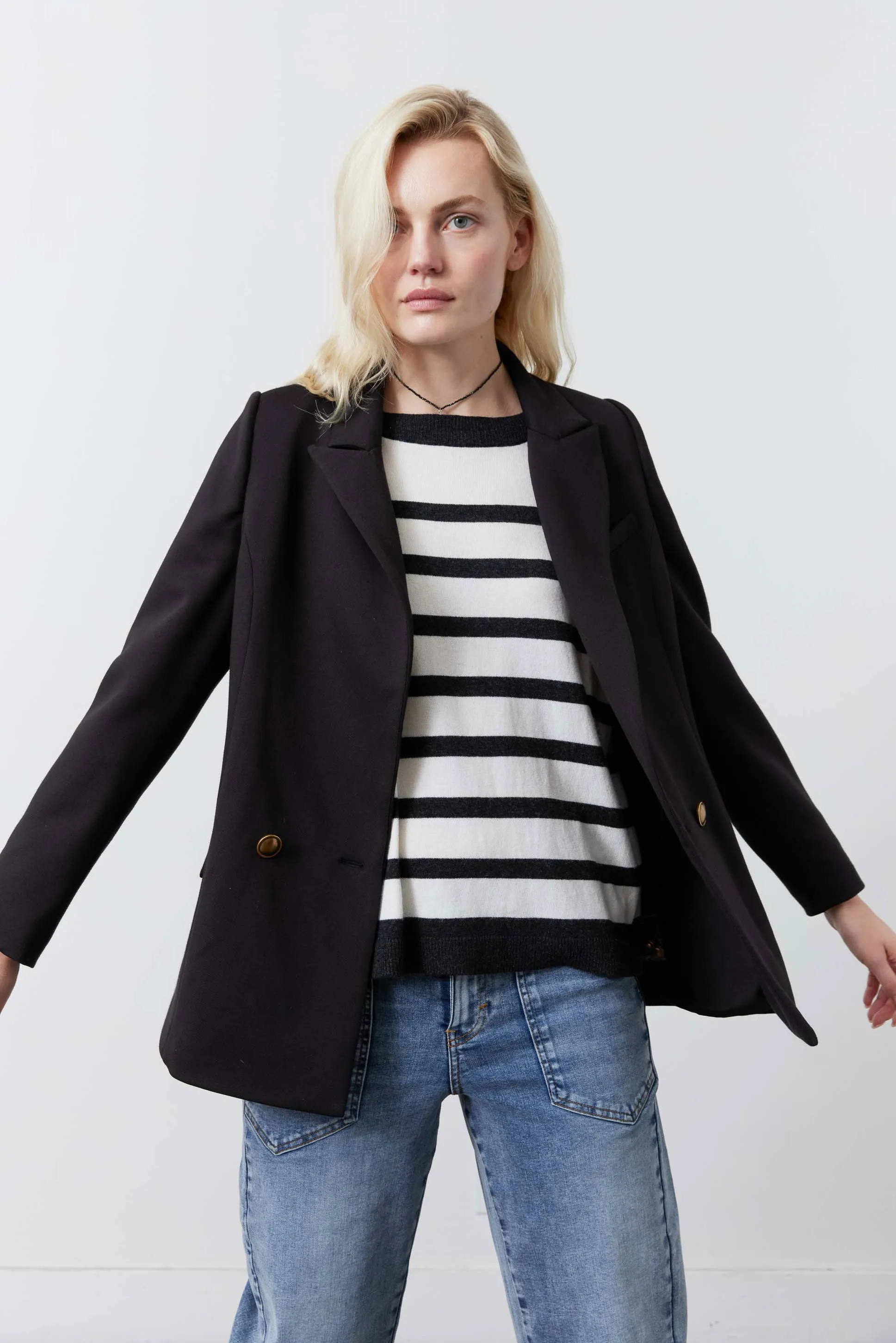 The Stretch Suit Relaxed Double Breasted Blazer sold by Ruti product image thumbnail 2
