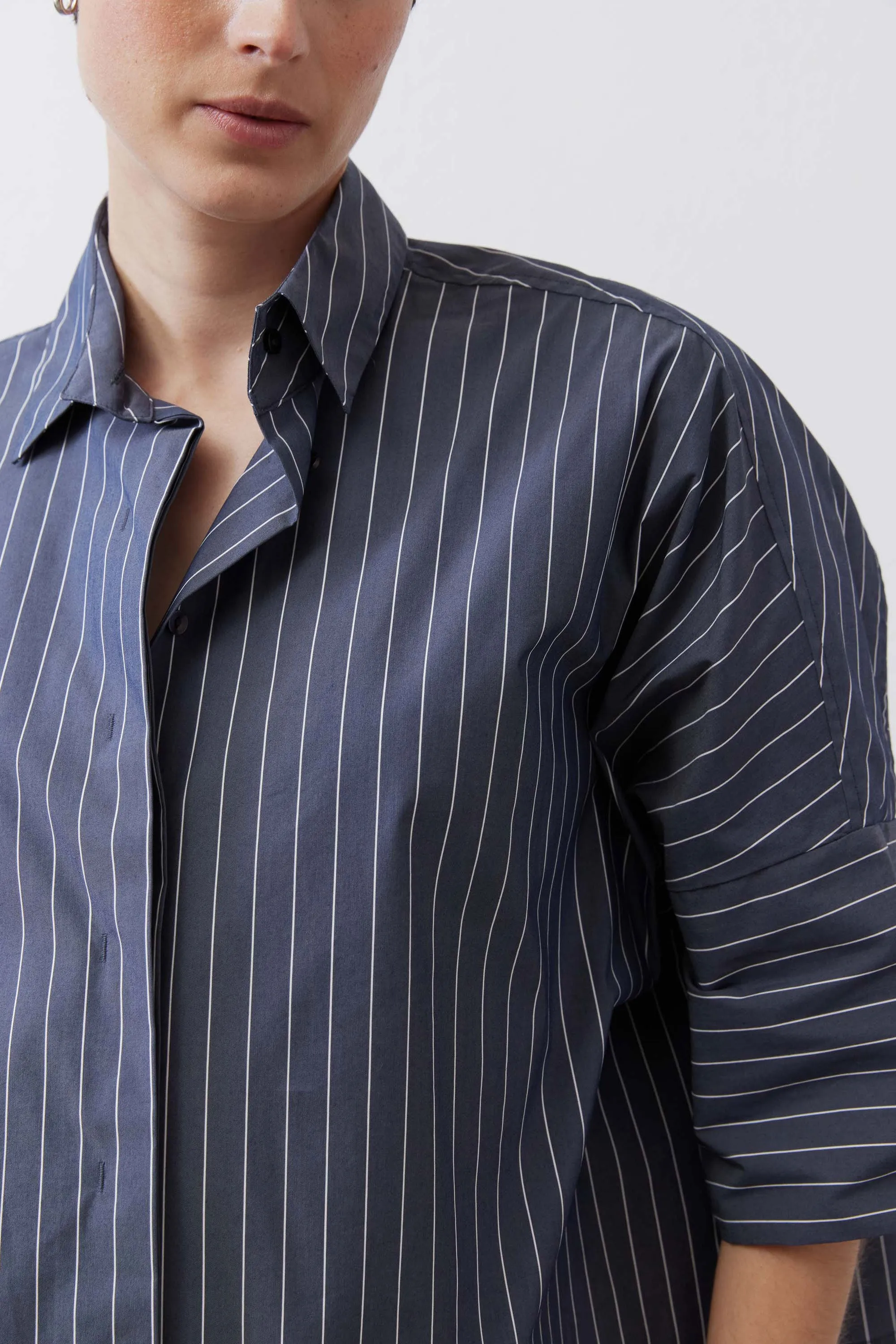 Oversized Cropped Button Up sold by Ruti product image thumbnail 3