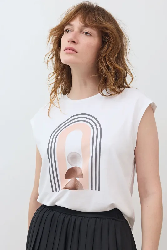 The Graphic Tuck-In Tee made by Ruti