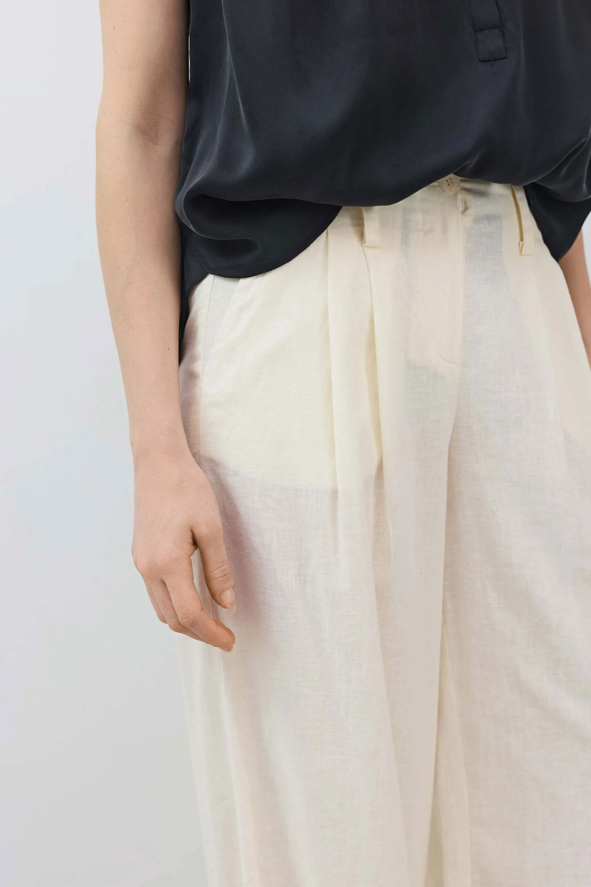 The Wide Leg Linen Trousers sold by Ruti product image thumbnail 5