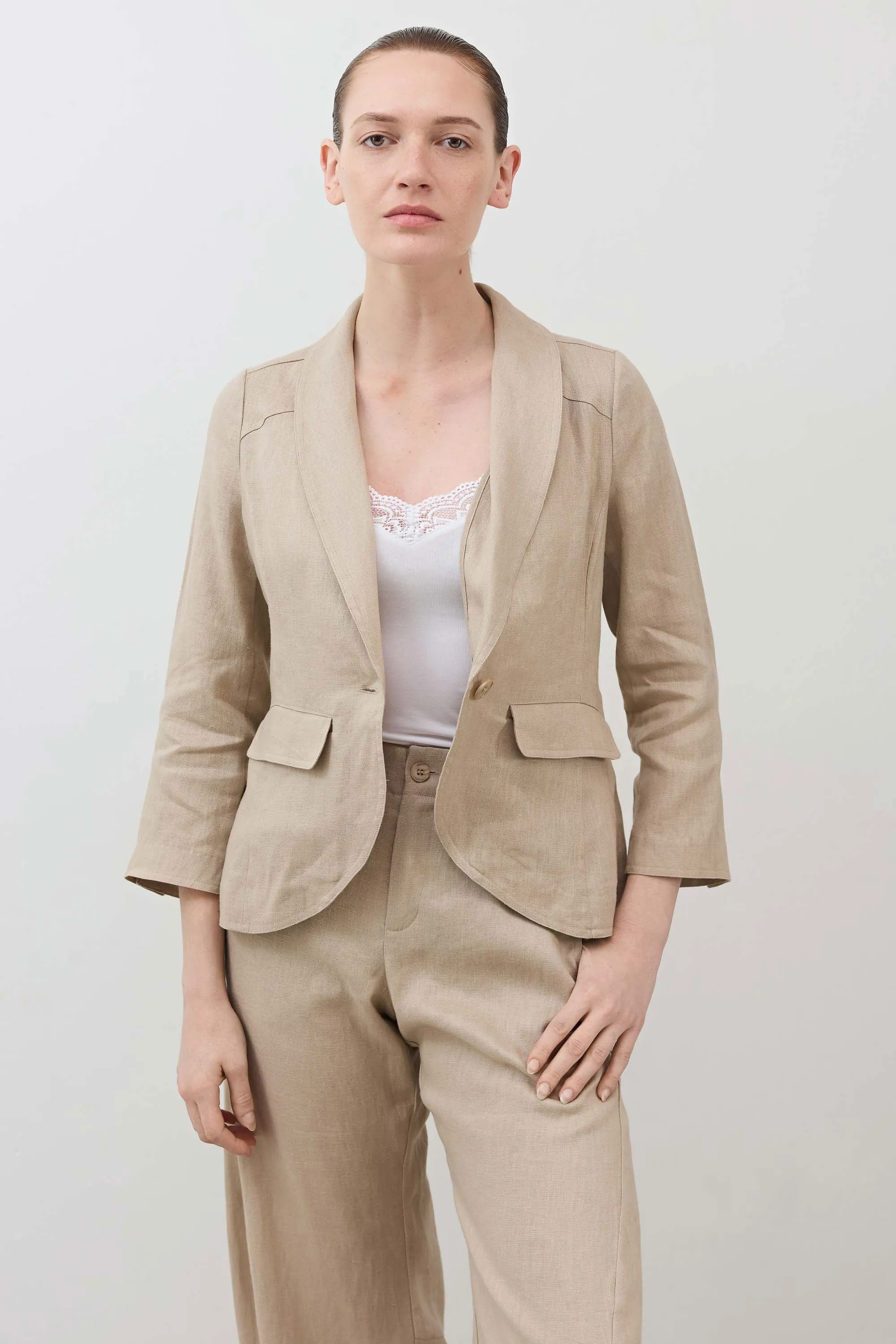 The Cropped Tulip Hem Blazer sold by Ruti product image thumbnail 5