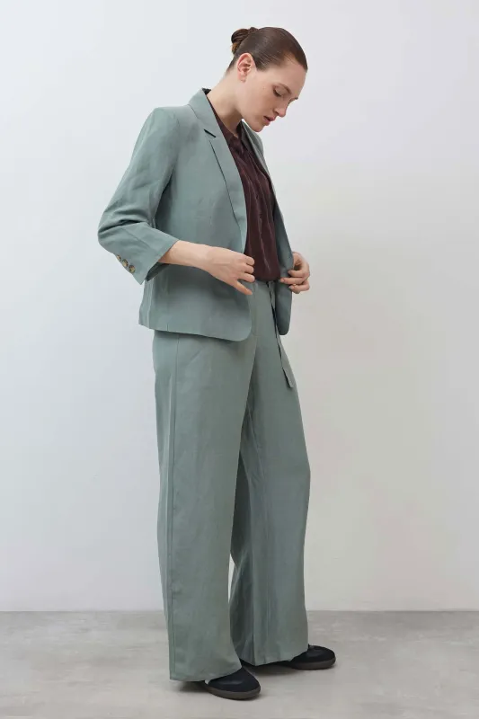 The Silk Linen Shrunken Blazer made by Ruti