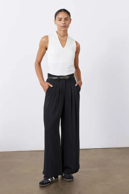 The Petite Wide Leg Trousers made by Ruti