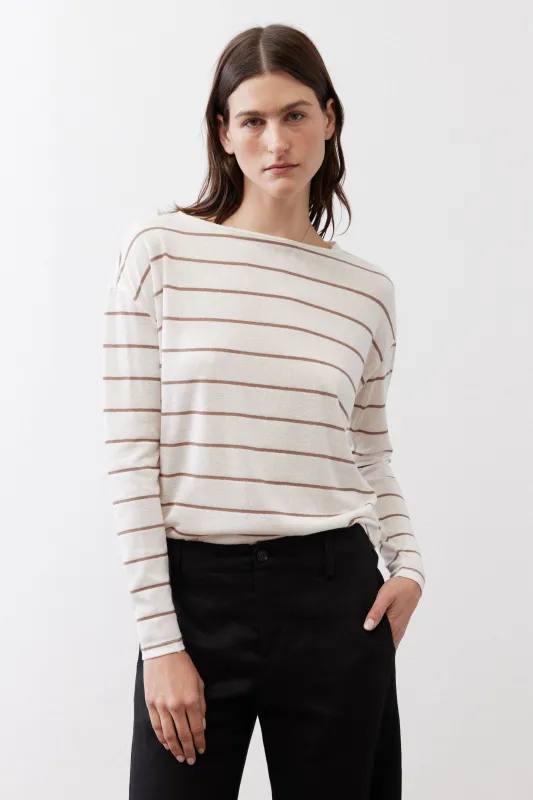 Essential Top With Buttons In The Back made by Ruti
