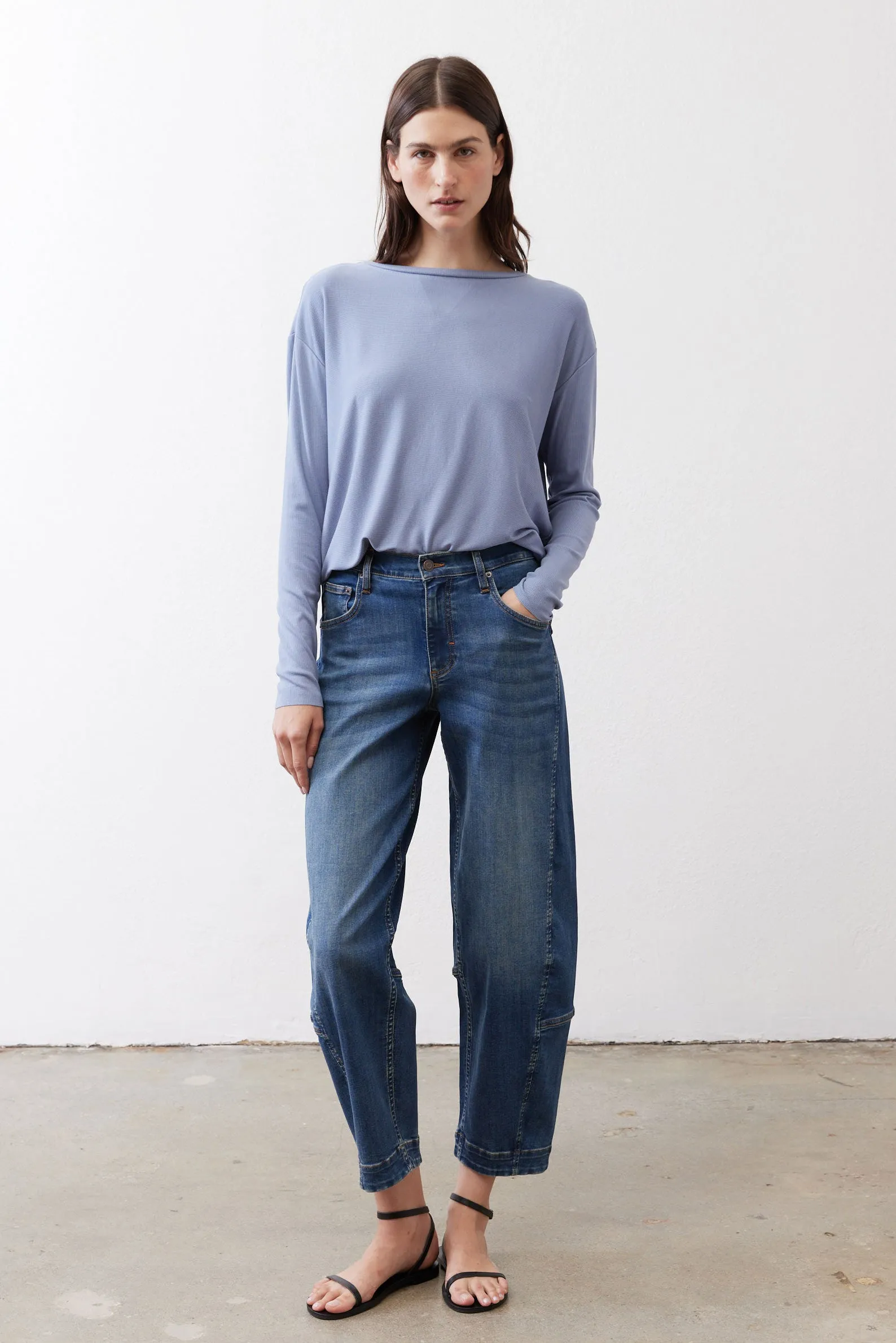 Essential Top With Buttons In The Back sold by Ruti product image thumbnail 3