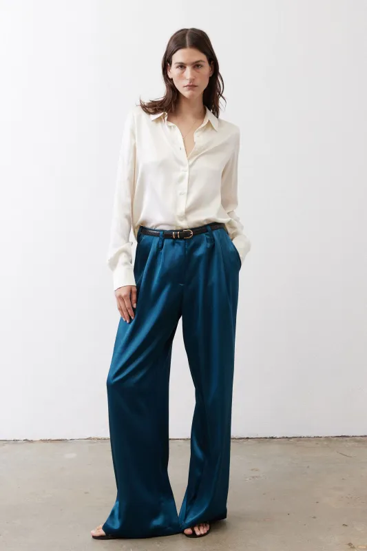 The Wide Leg Trousers made by Ruti