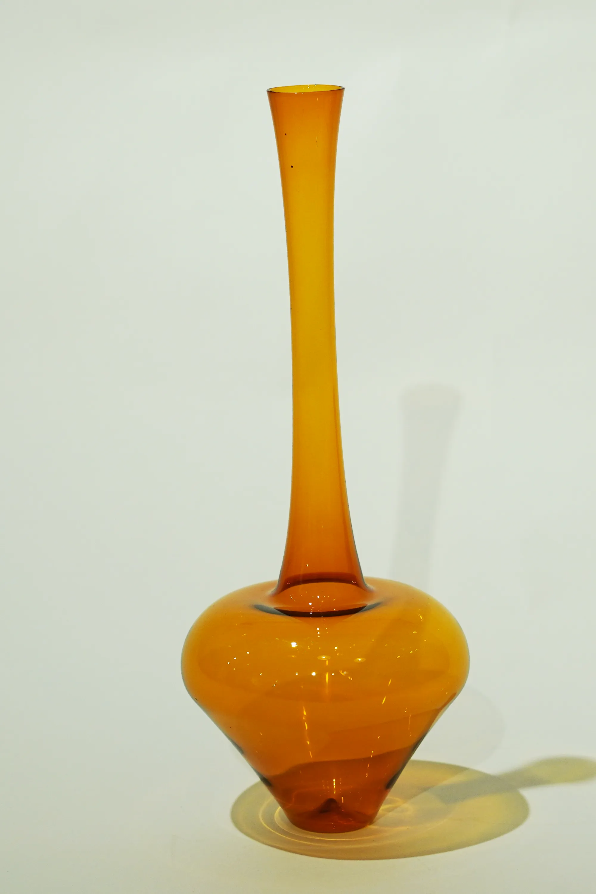 LIGHT GLASS-99 NR-KR-404 Lauscha VINTAGE FLOWERVASE sold by SwTRAS product image thumbnail 2