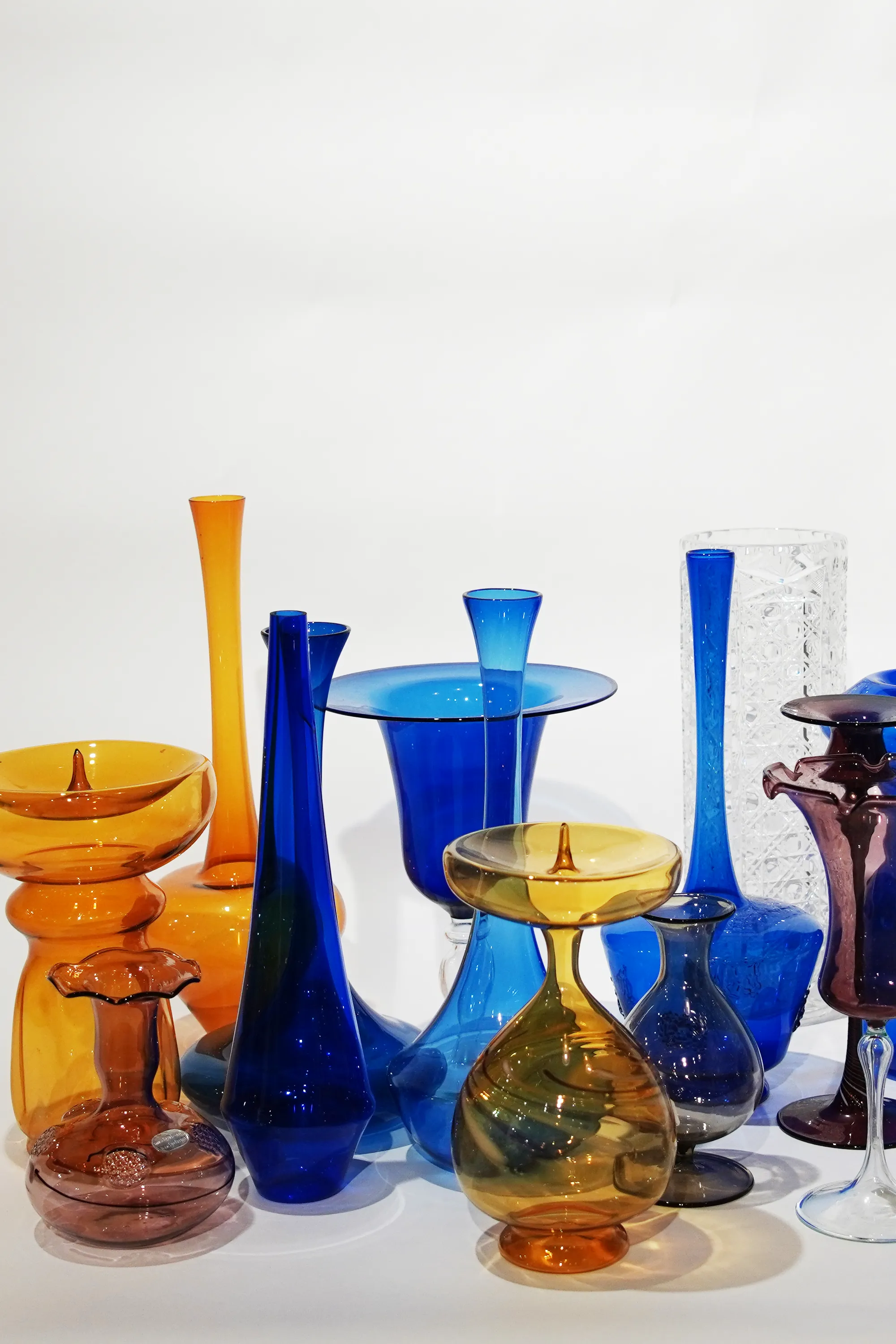 LIGHT GLASS-99 NR-KR-404 Lauscha VINTAGE FLOWERVASE sold by SwTRAS product image thumbnail 5