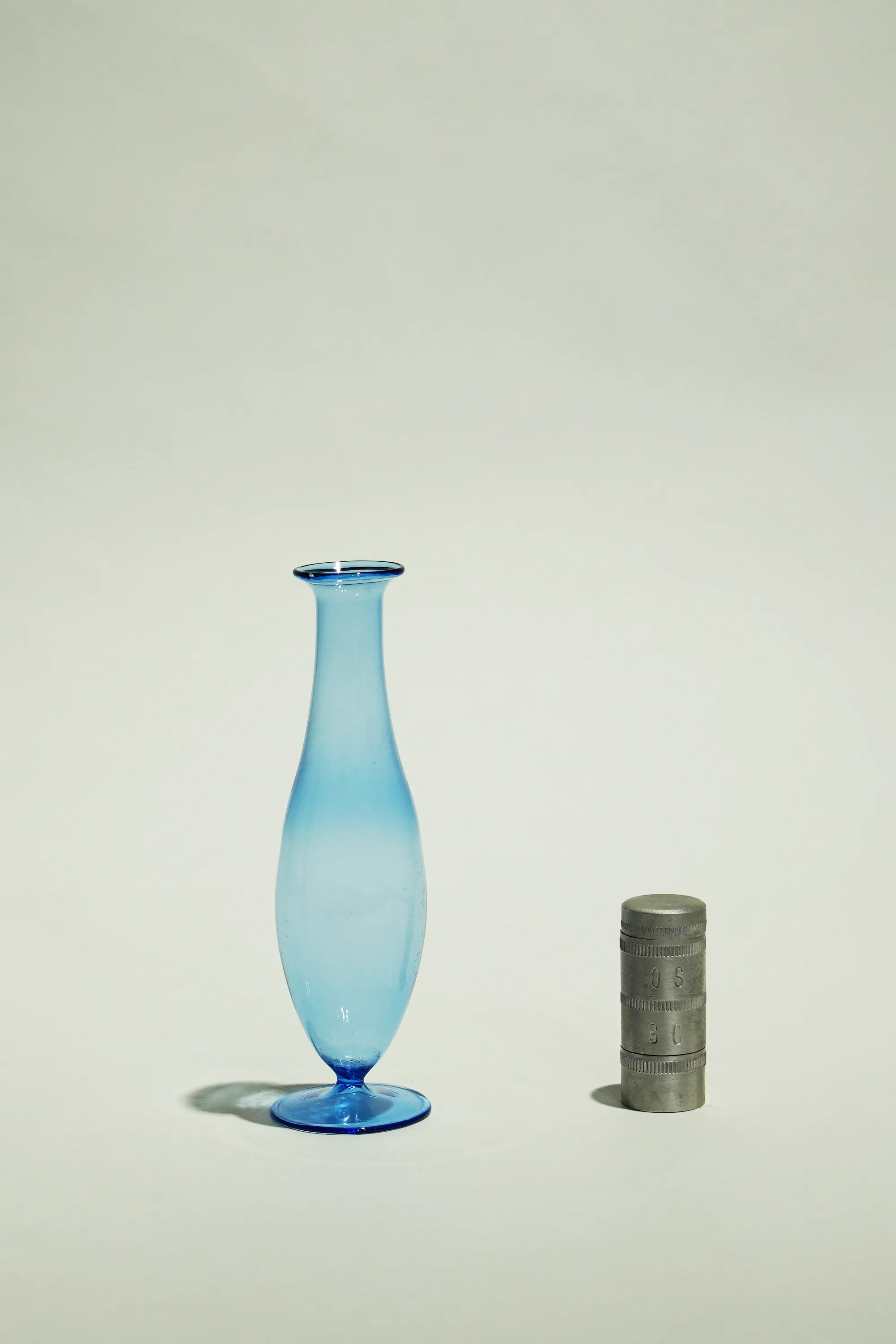 LIGHT GLASS VASE-51 NR-KR-356 Lauscha VINTAGE FLOWERVASE sold by SwTRAS product image thumbnail 2