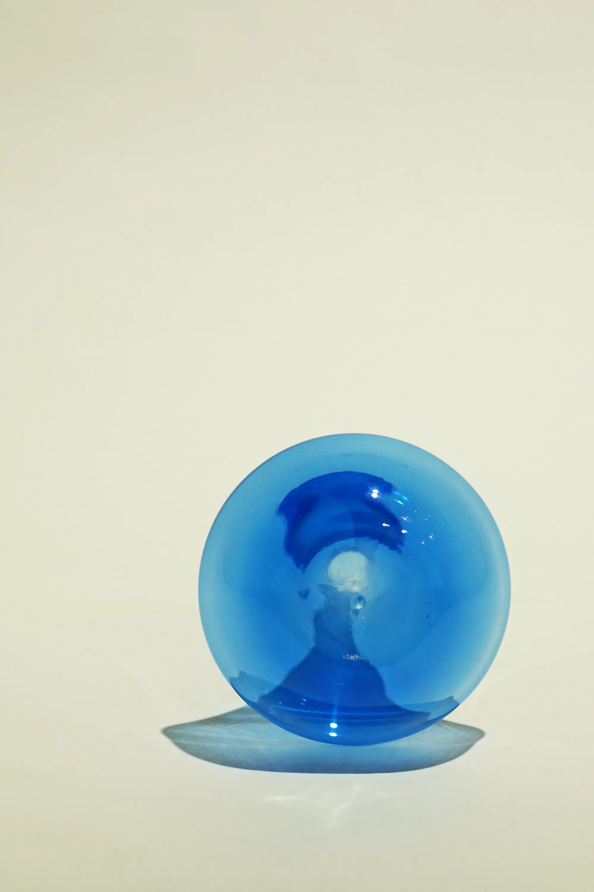 LIGHT GLASS VASE-70 NR-KR-375 Lauscha VINTAGE FLOWERVASE sold by SwTRAS product image thumbnail 4