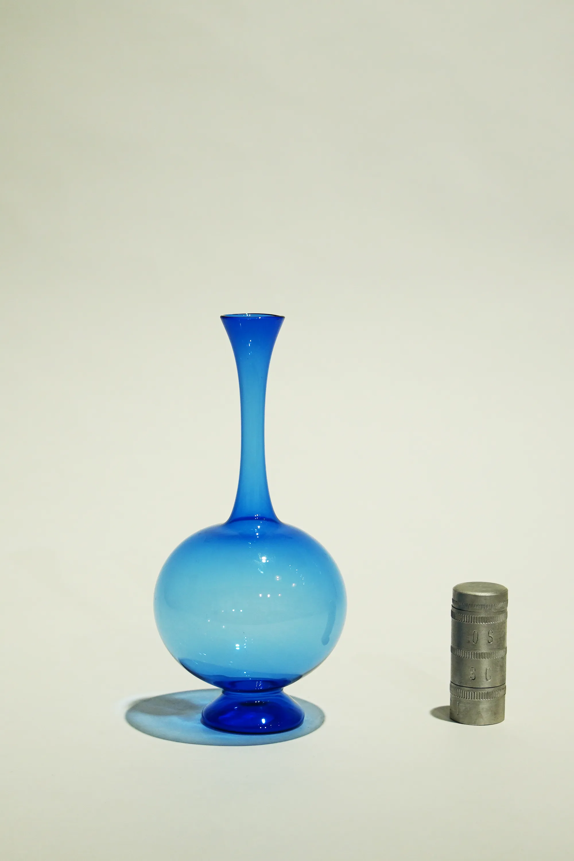 LIGHT GLASS VASE-92 NR-KR-397 Lauscha VINTAGE FLOWERVASE sold by SwTRAS product image thumbnail 2