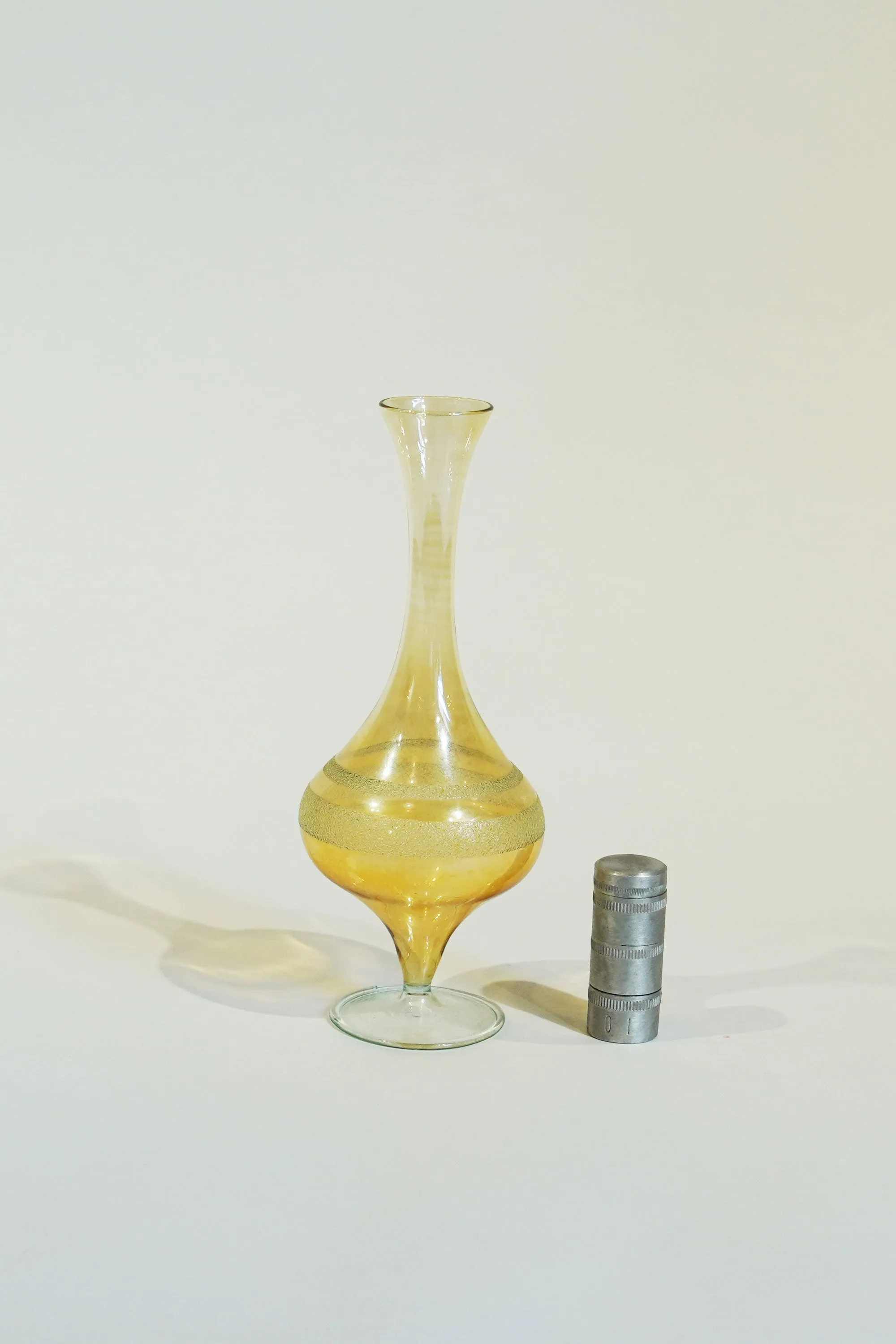 LIGHT GLASS VASE NR-663 Lauscha VINTAGE FLOWERVASE sold by SwTRAS product image thumbnail 2