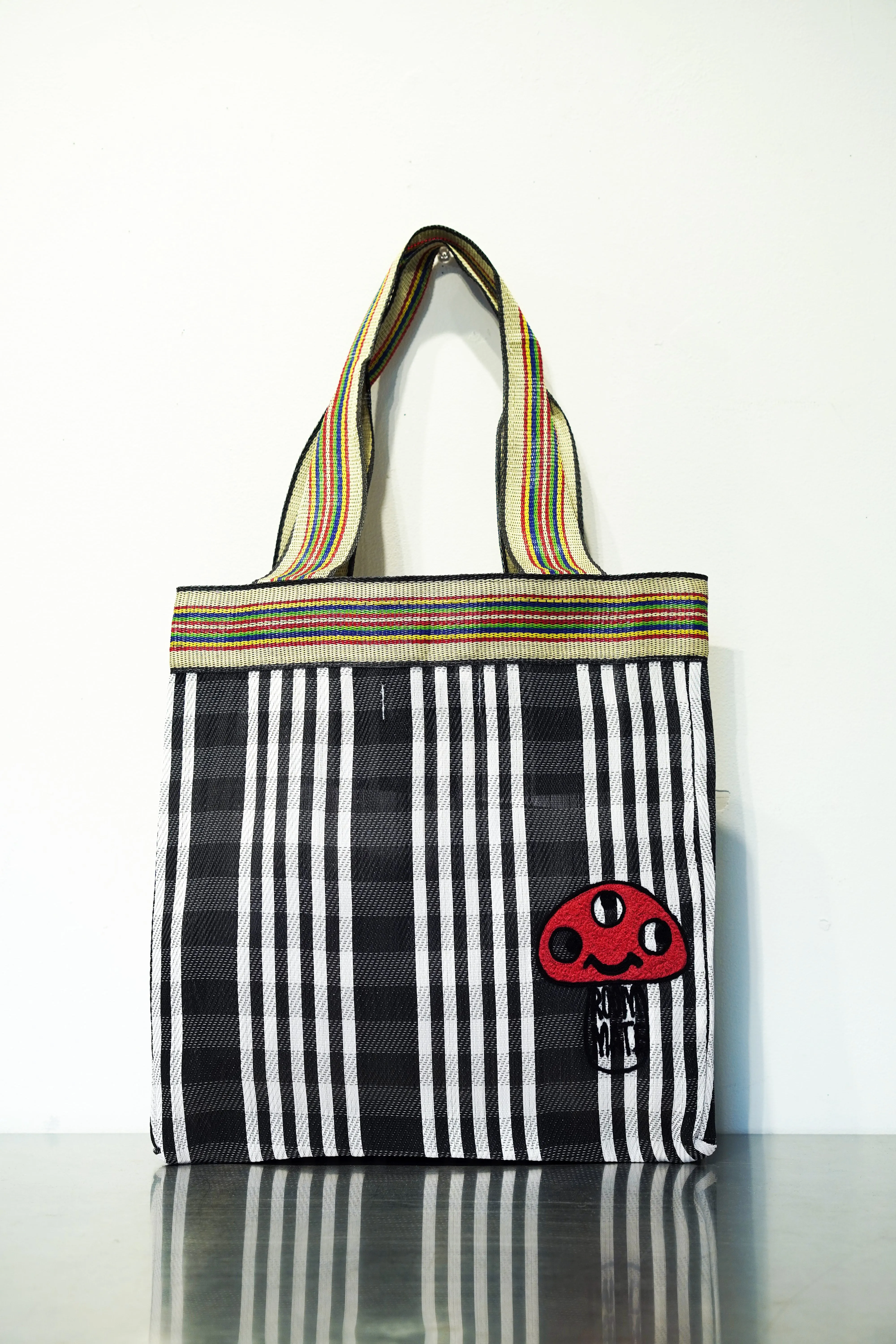 VIVAN ROOM MATE HAND EMBROIDERY TOTE BAG 004 BLACK sold by SwTRAS product image thumbnail 2