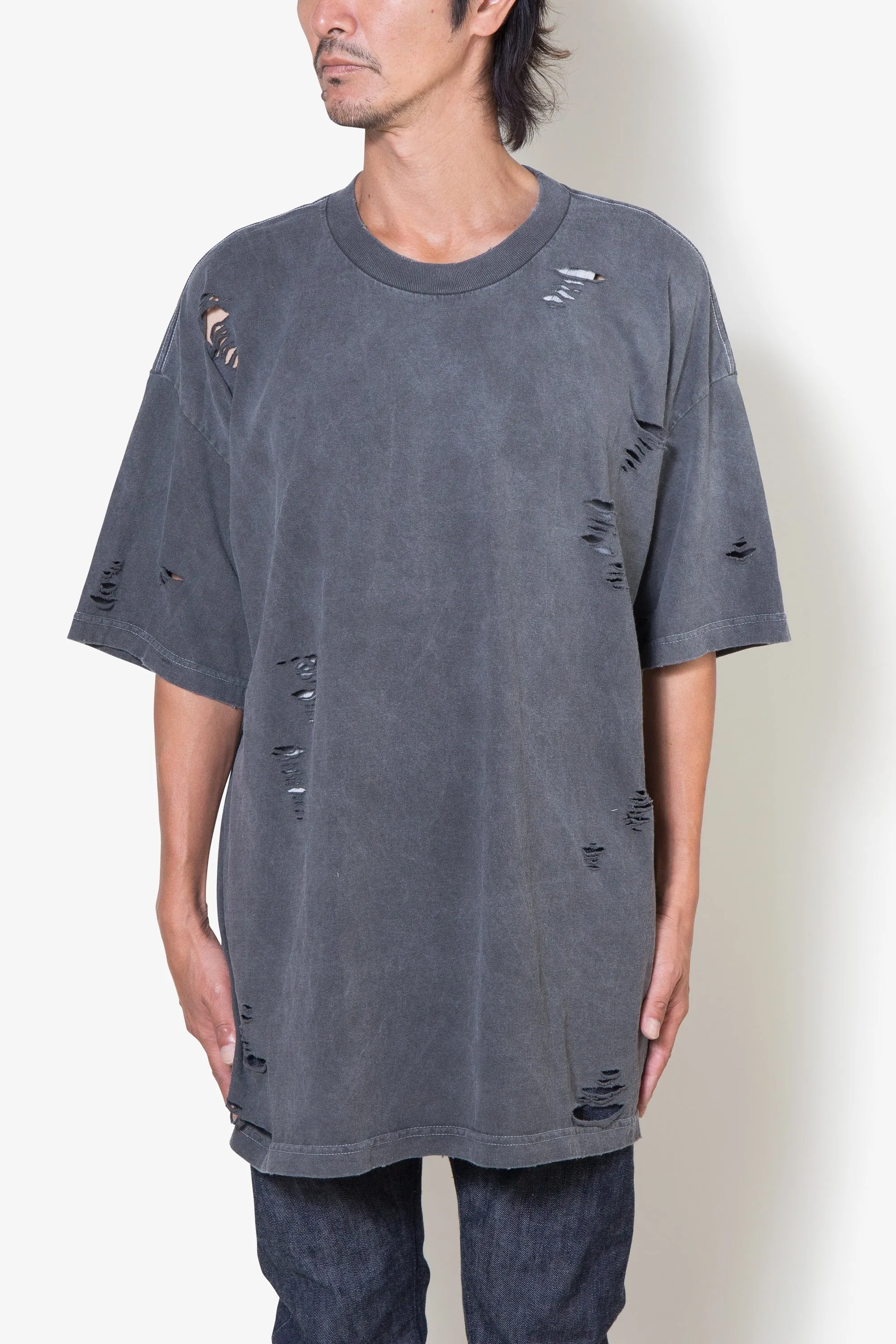 IIWII DAMAGE TEE BLACK sold by SwTRAS product image thumbnail 2