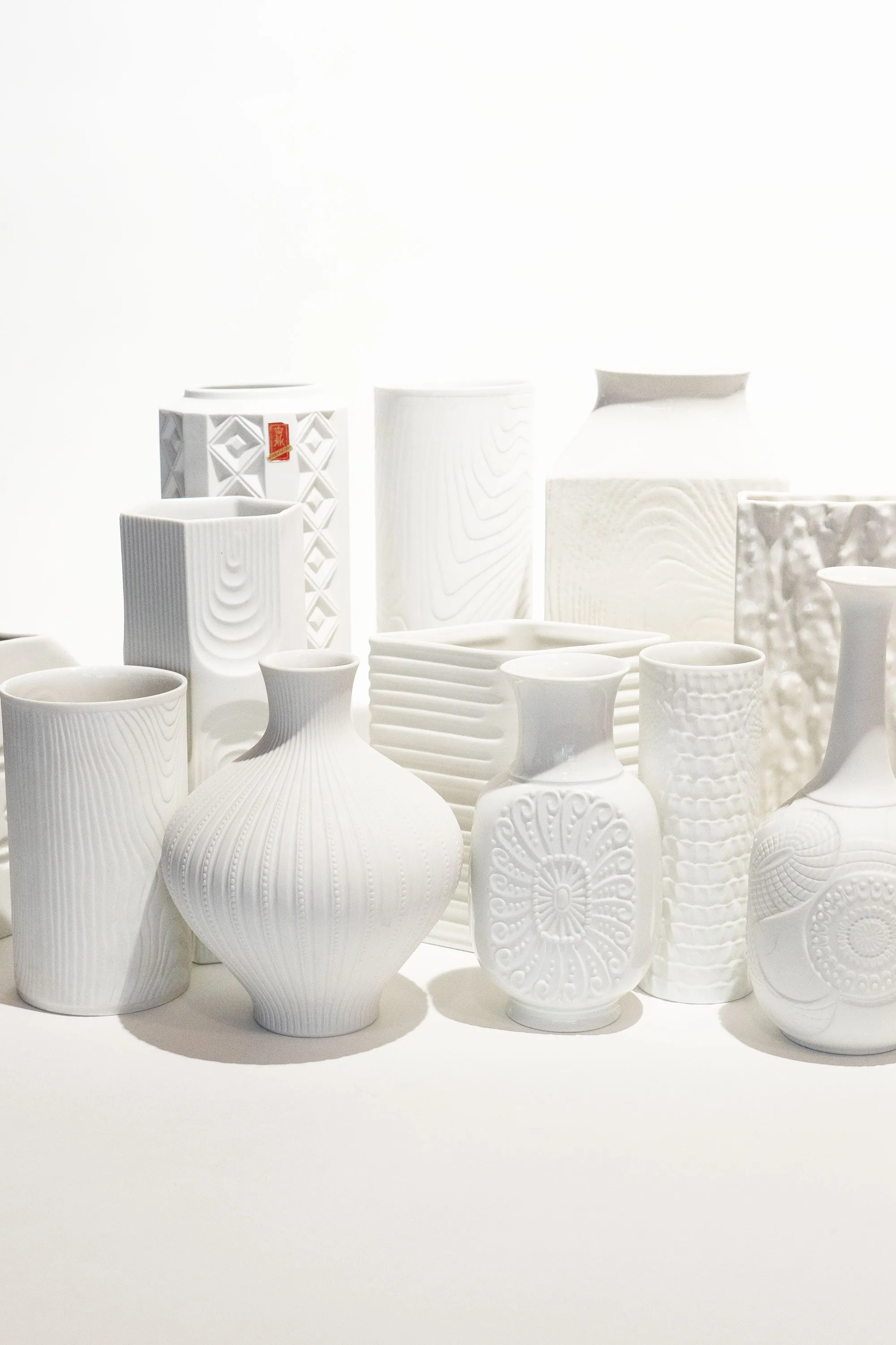 Saltmann VASE NR 97 25_FV_65 VINTAGE OP ART VASE sold by SwTRAS product image thumbnail 4