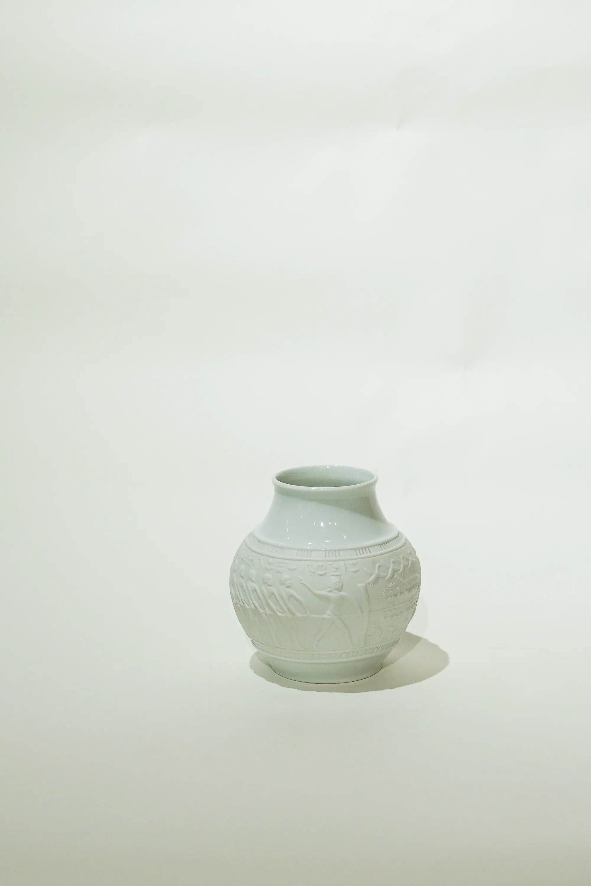 Saltmann VASE NR 97 25_FV_65 VINTAGE OP ART VASE sold by SwTRAS