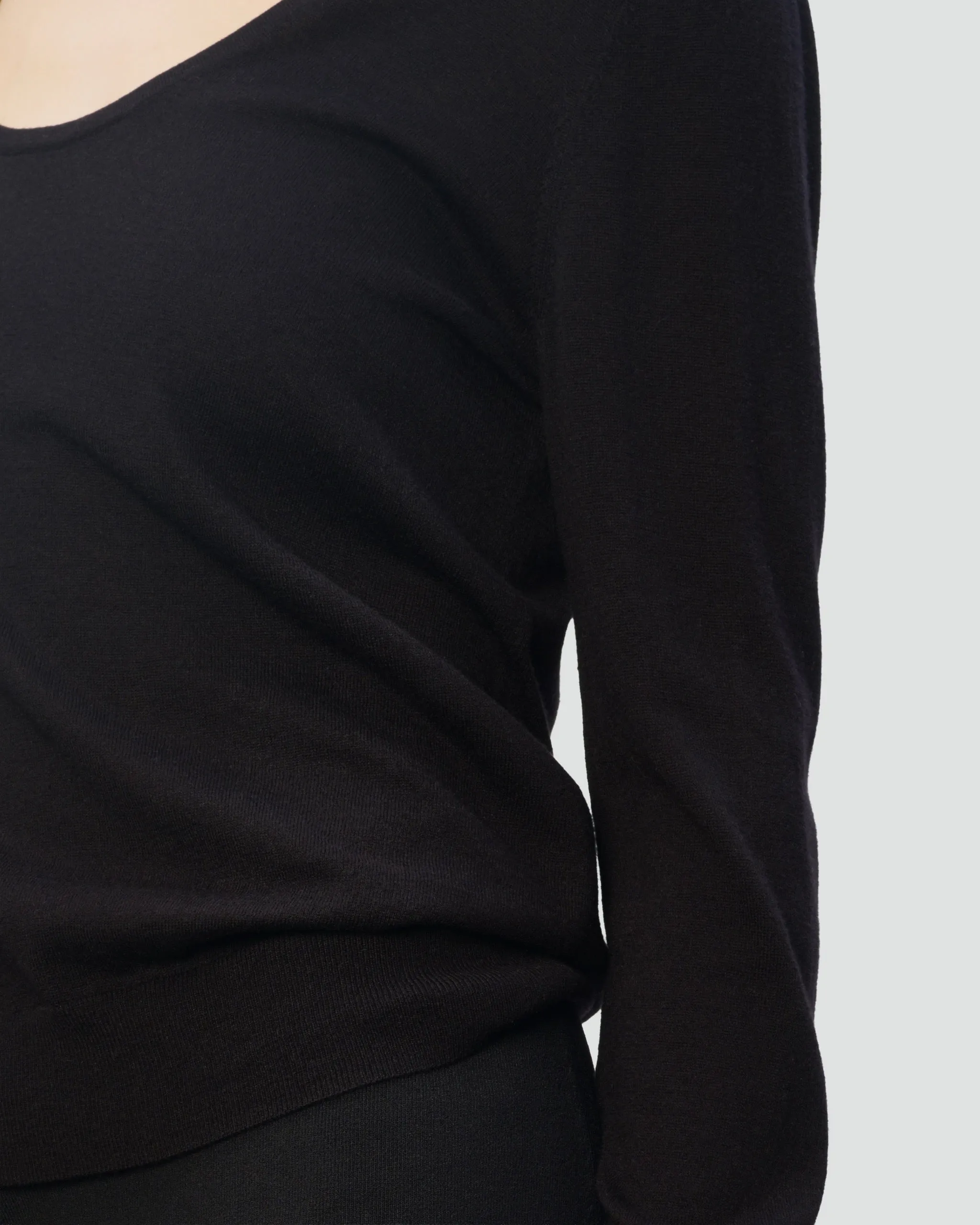 MERINO SILK SCOOP NECK sold by 440me product image thumbnail 5