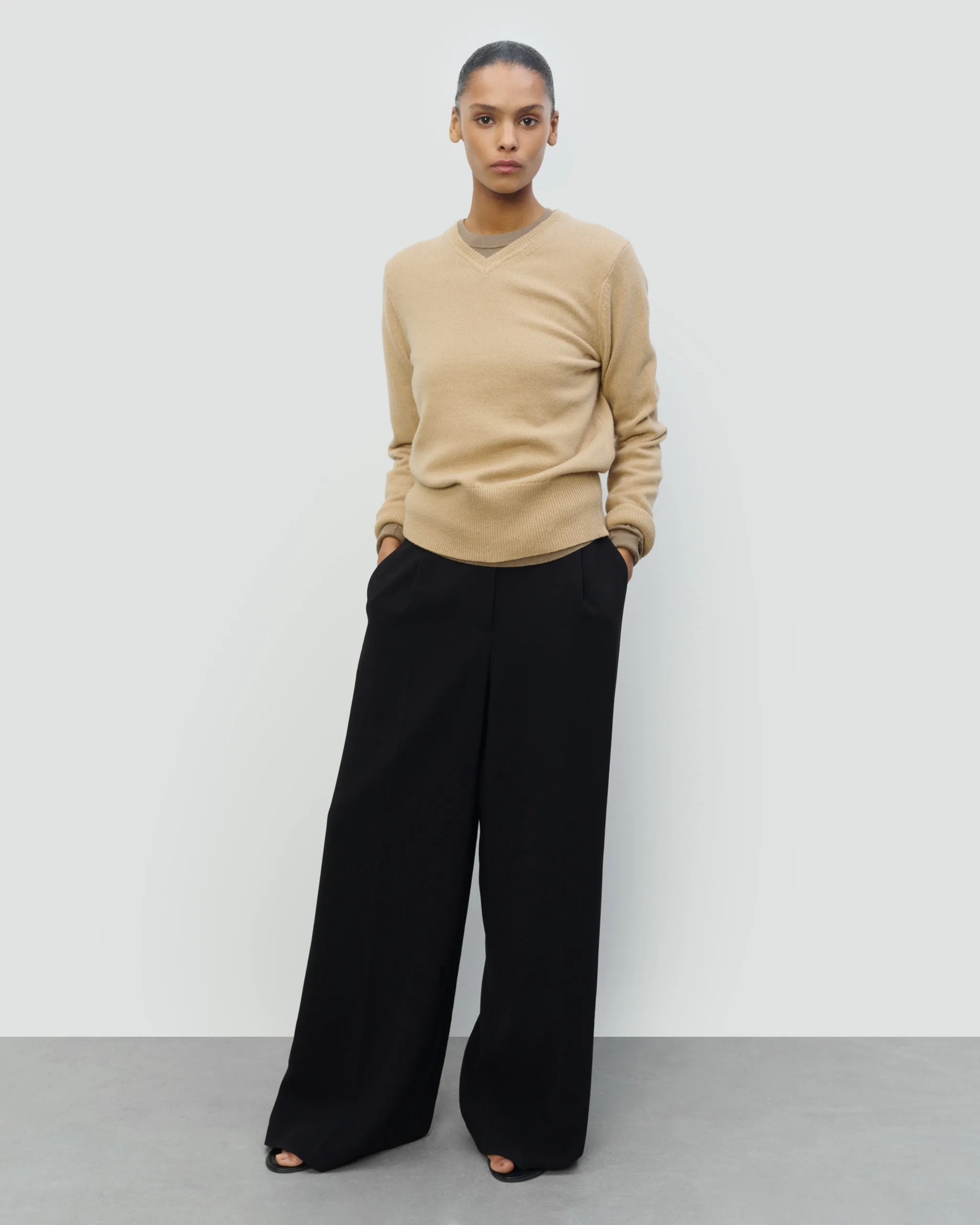 COTTON WOOL LIGHTWEIGHT VNECK sold by 440me product image thumbnail 2