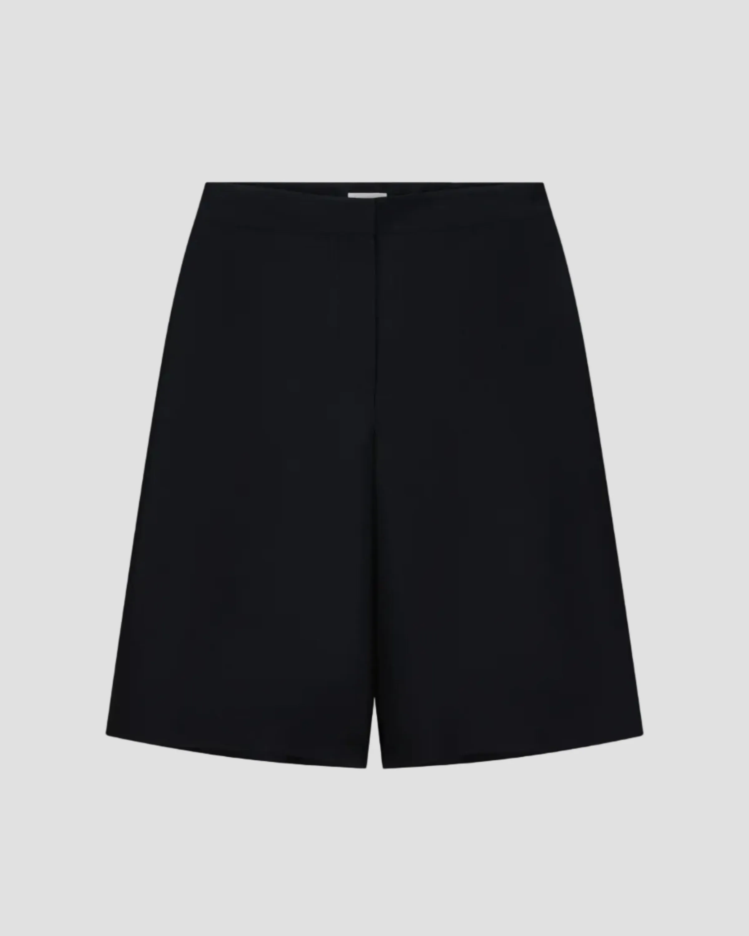 WOOL SILK BERMUDA SHORTS sold by 440me