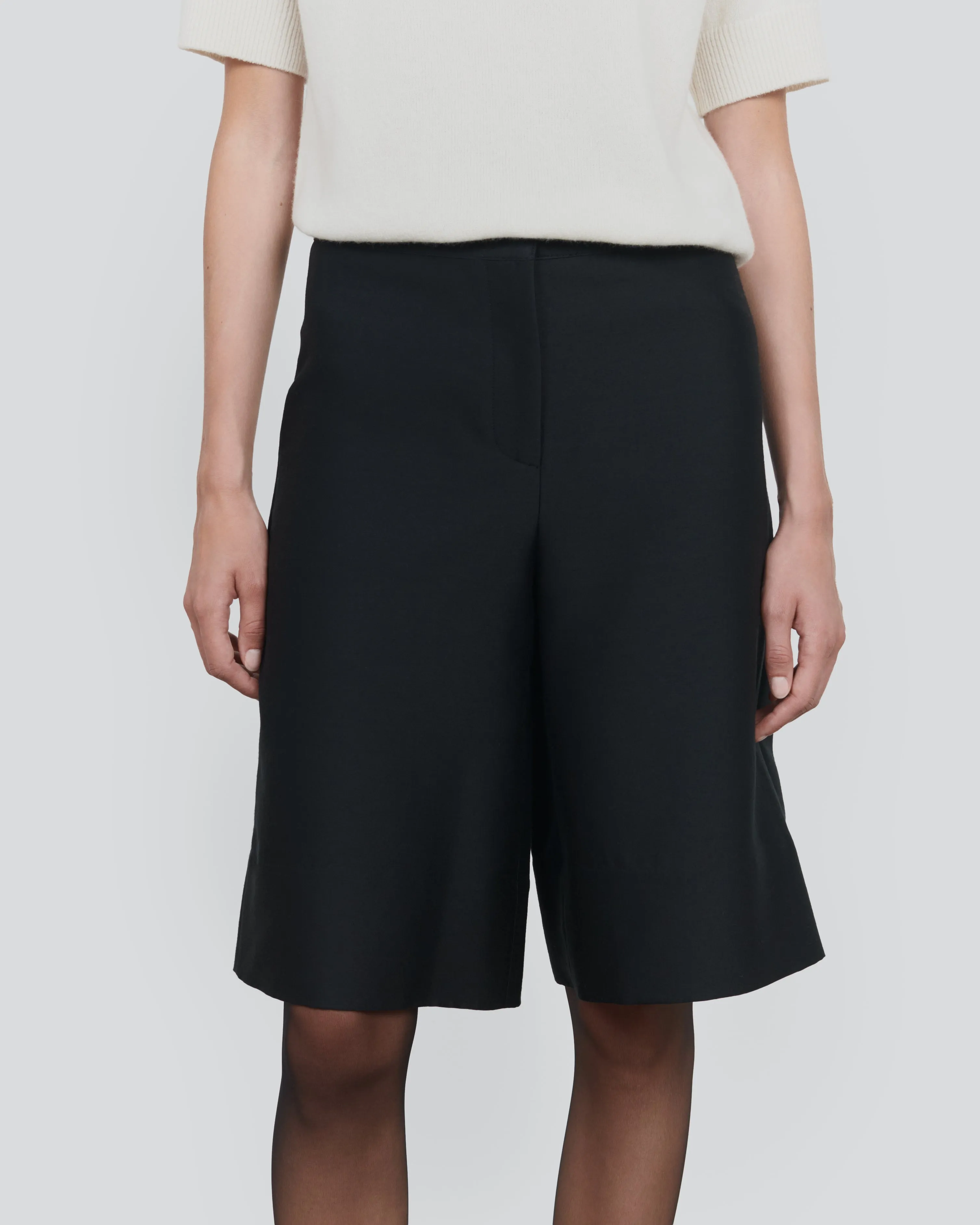 WOOL SILK BERMUDA SHORTS sold by 440me product image thumbnail 3