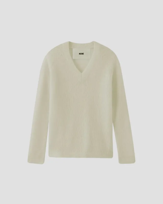 LIGHTWEIGHT ALPACA VNECK SWEATER sold by 440me