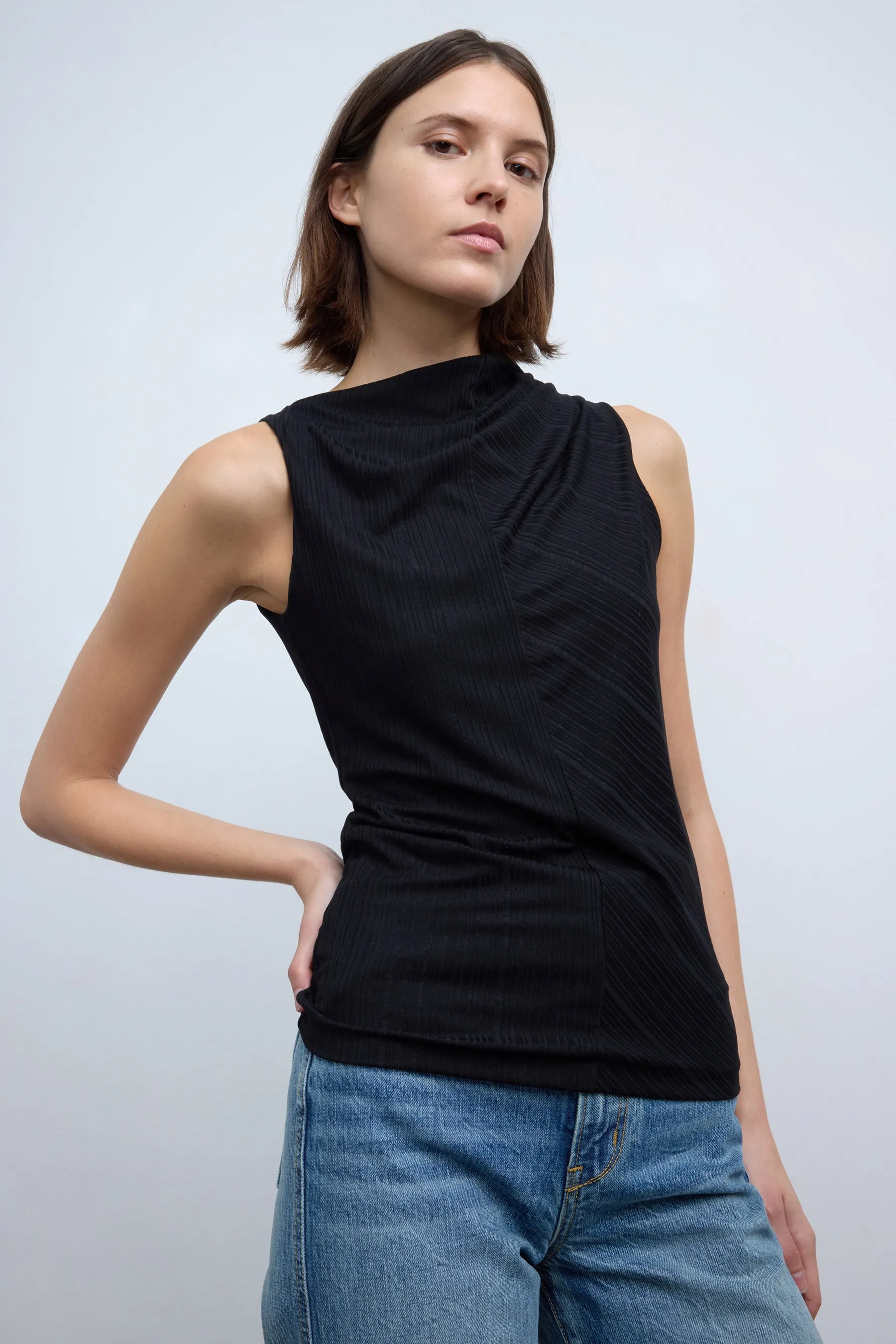 The Toga sold by RÙADH