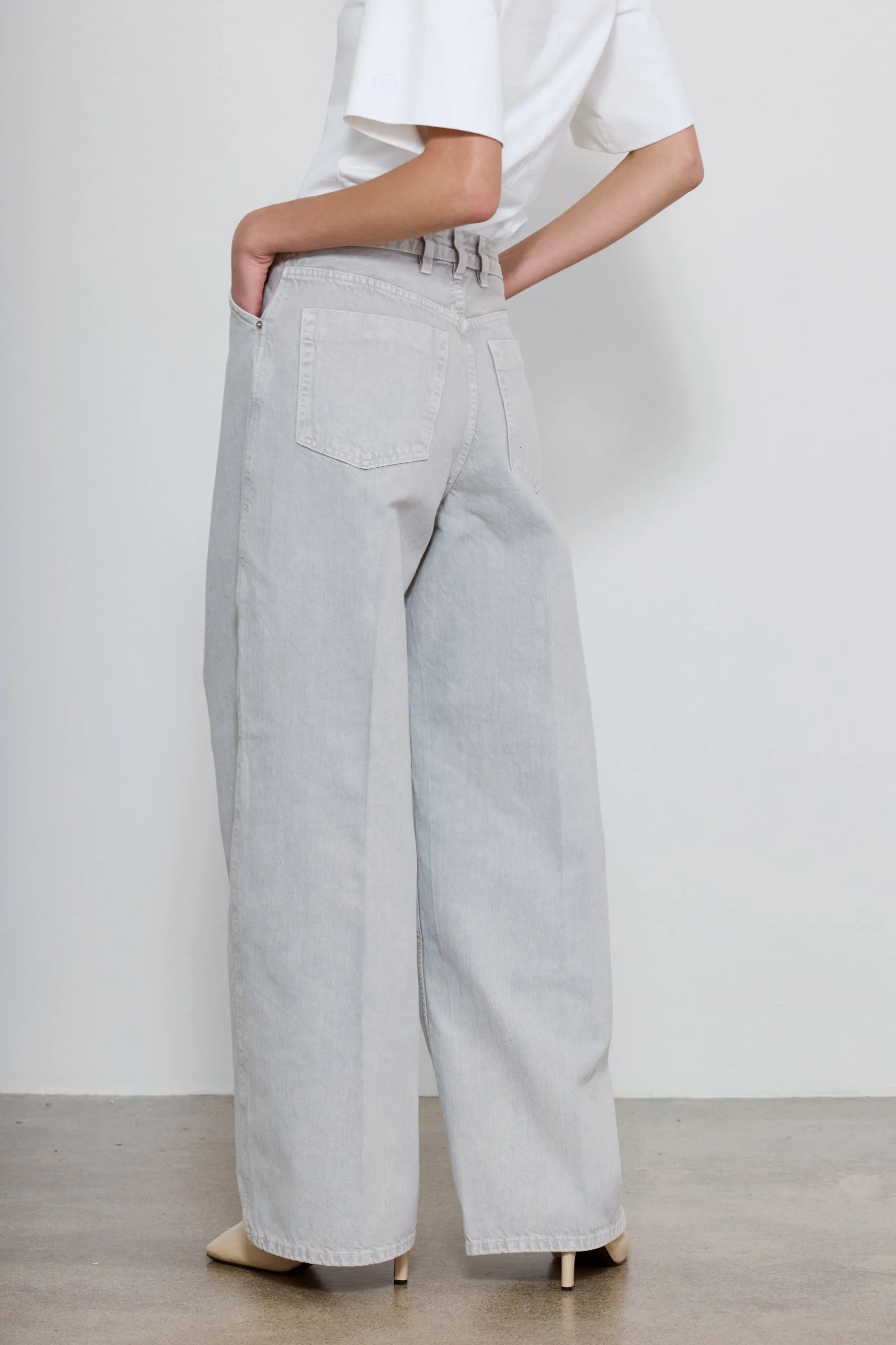 The Archer Jean sold by RÙADH product image thumbnail 5