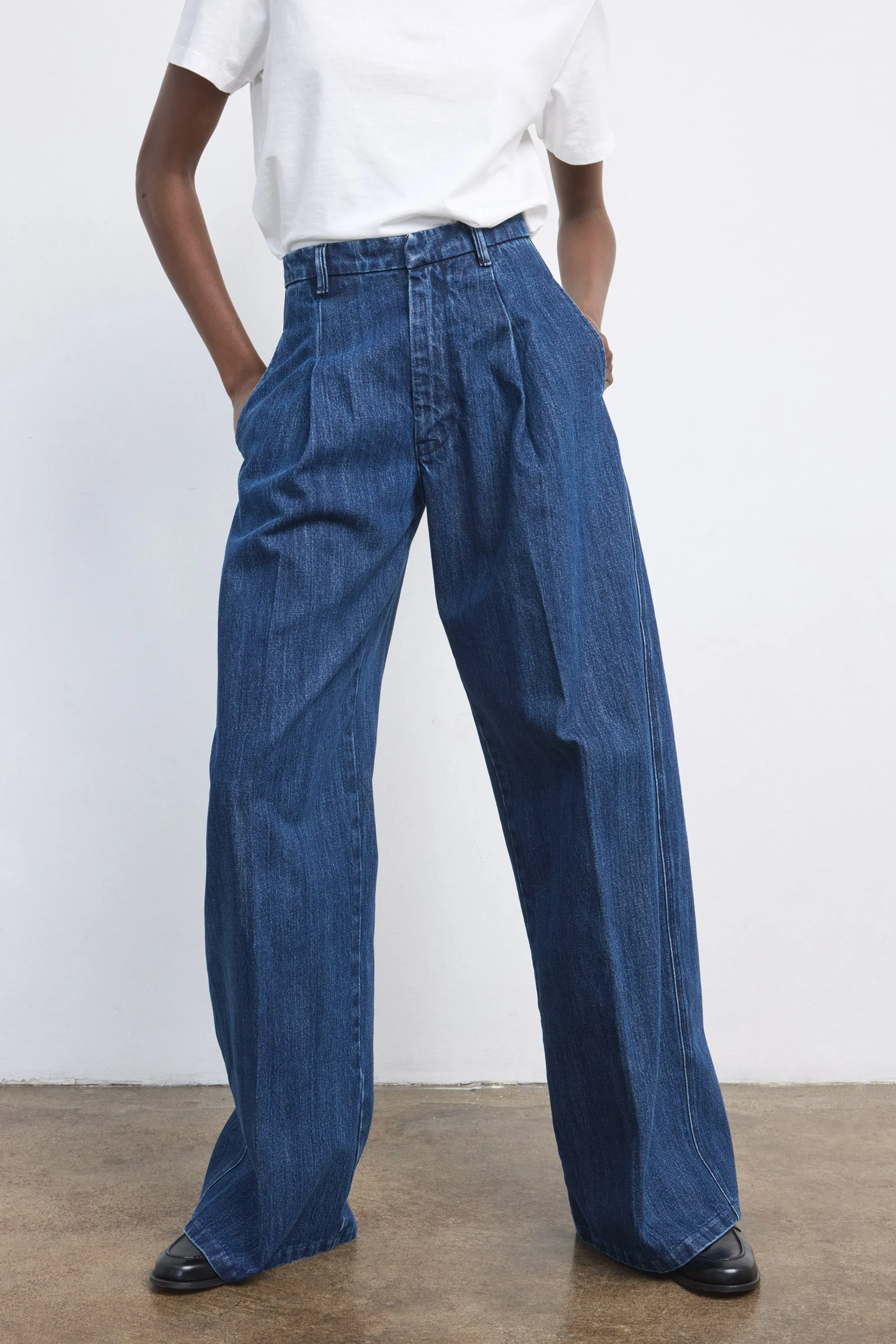 The Crewe Jean sold by RÙADH product image thumbnail 4