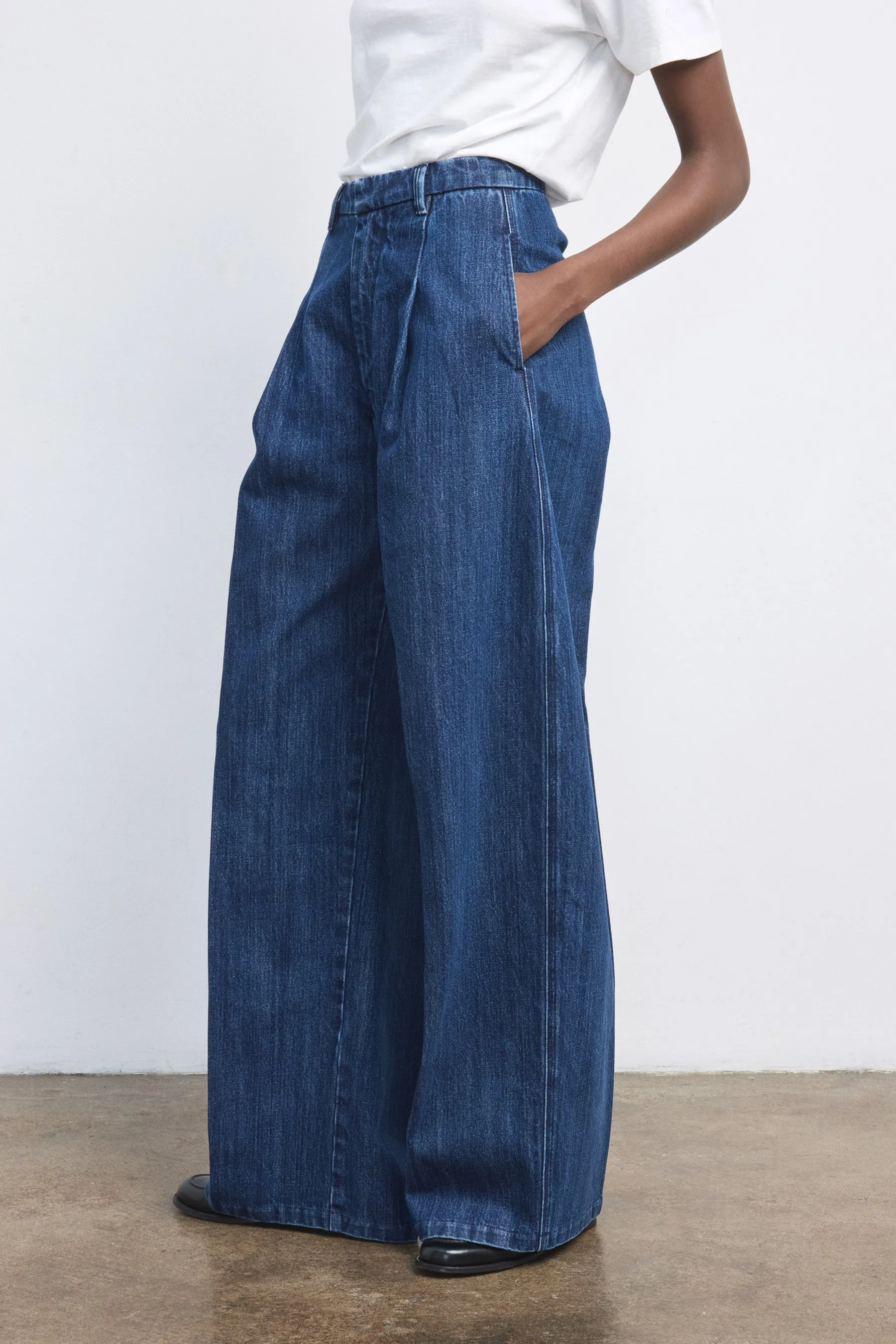 The Crewe Jean sold by RÙADH product image thumbnail 5