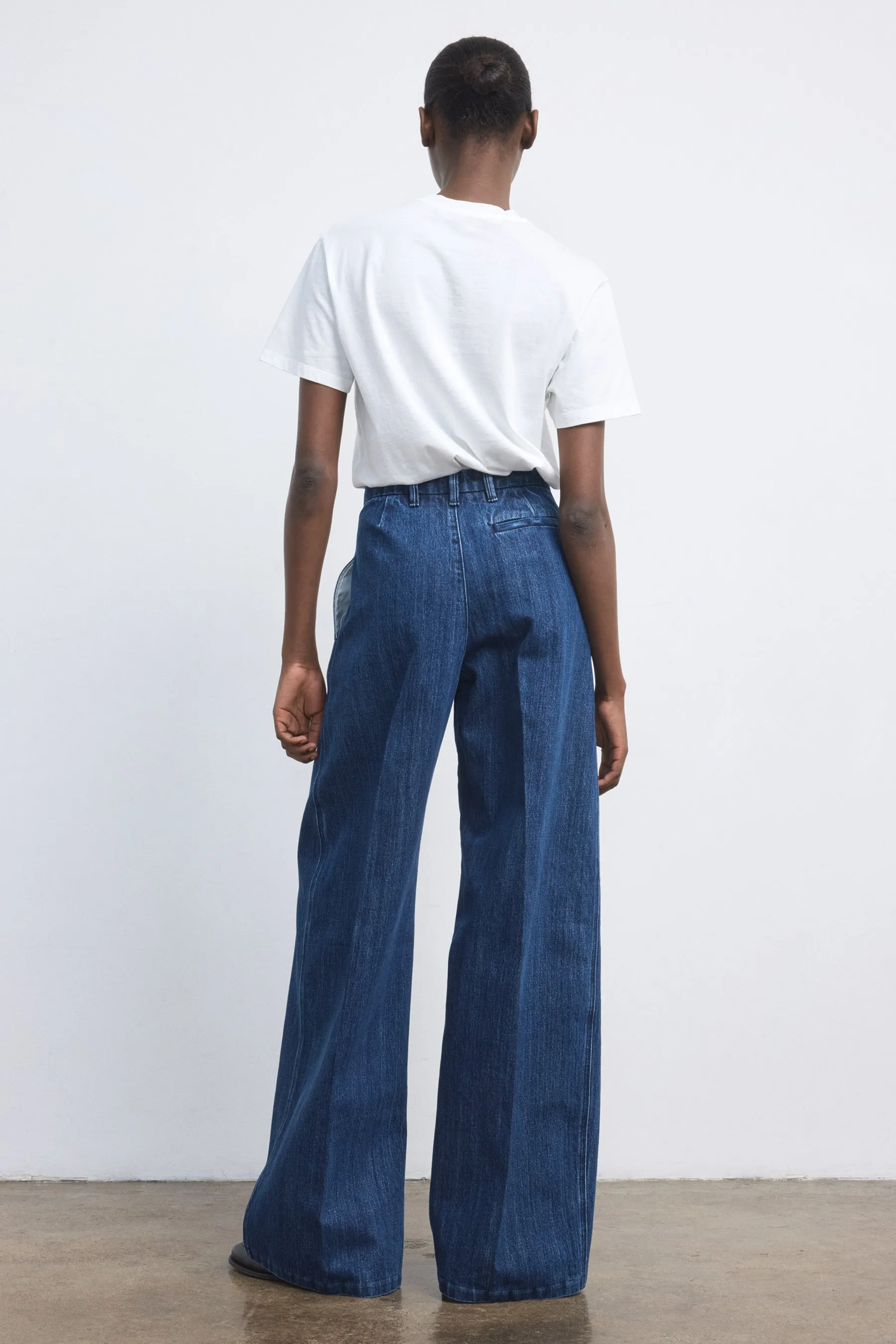 The Crewe Jean sold by RÙADH product image thumbnail 2