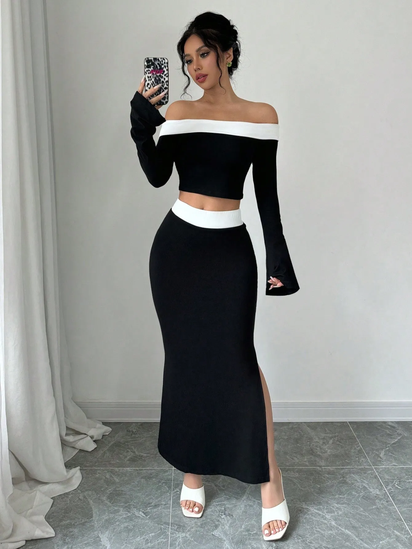 Spring/Summer Elegant Color Block Off Shoulder Cropped T-Shirt + Side Slit Fish Tail Skirt Outfit Set FD sold by Negative product image thumbnail 5