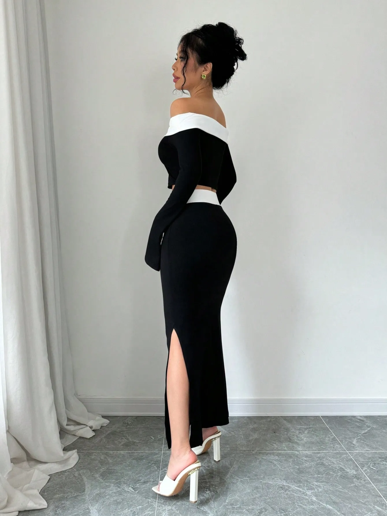 Spring/Summer Elegant Color Block Off Shoulder Cropped T-Shirt + Side Slit Fish Tail Skirt Outfit Set FD sold by Negative product image thumbnail 4