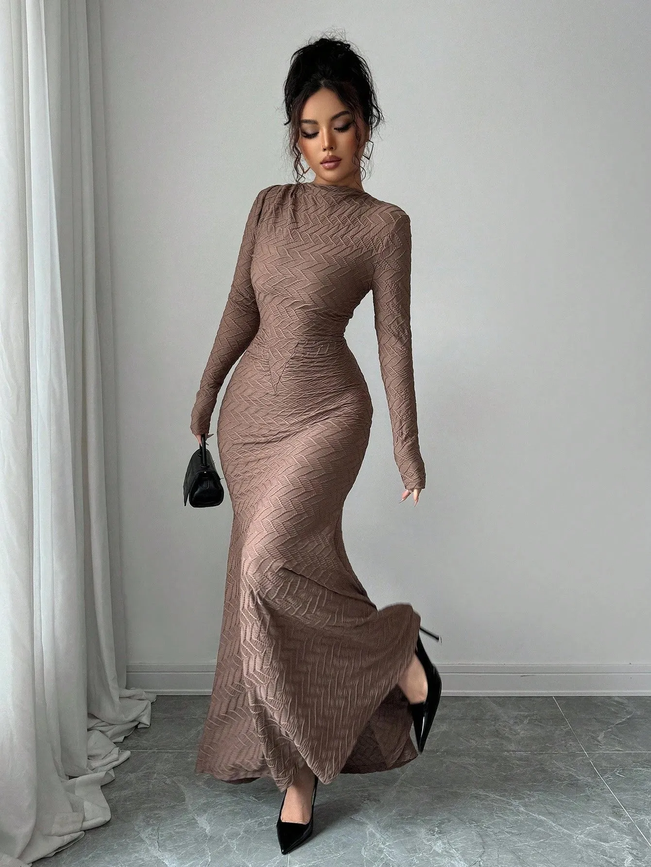 Rafferiza Women's Elegant And Fashionable Waist Round Neck Shoulder Pleated Brown Solid Color Texture Characteristic Pleated Tight Fishtail Skirt Women's Long Sleeve Maxi FD sold by Negative product image thumbnail 5