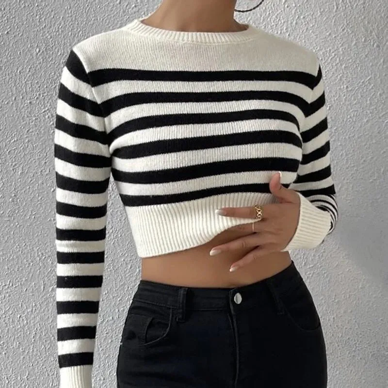 Striped short body outer wear knitted sweater FD sold by Negative product image thumbnail 4