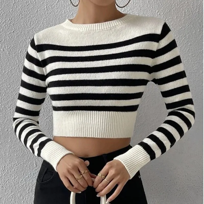 Striped short body outer wear knitted sweater FD sold by Negative