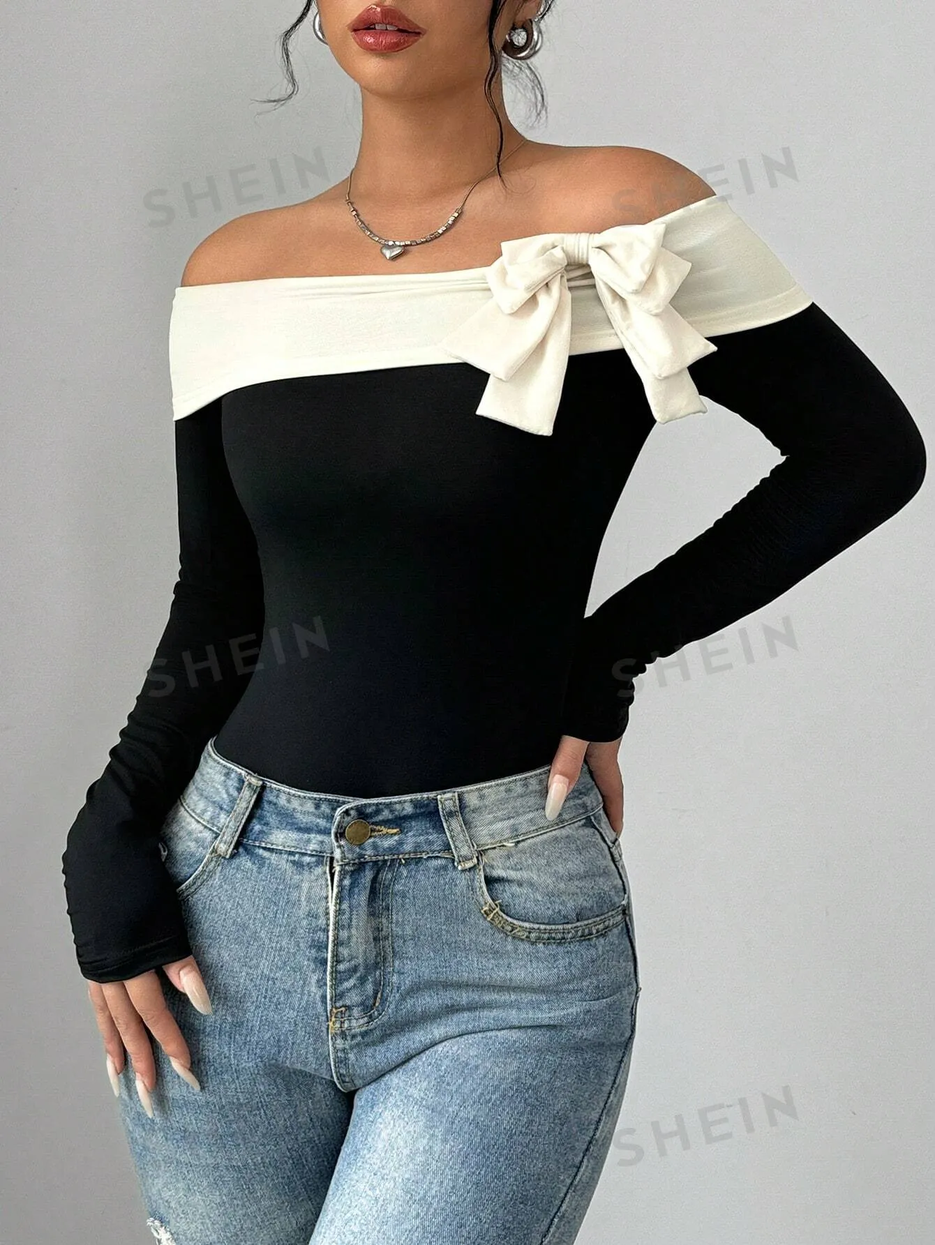 Elenzya Women's Contrast Color Bow Tie Decorated Off Shoulder Bodysuit sold by Negative product image thumbnail 5