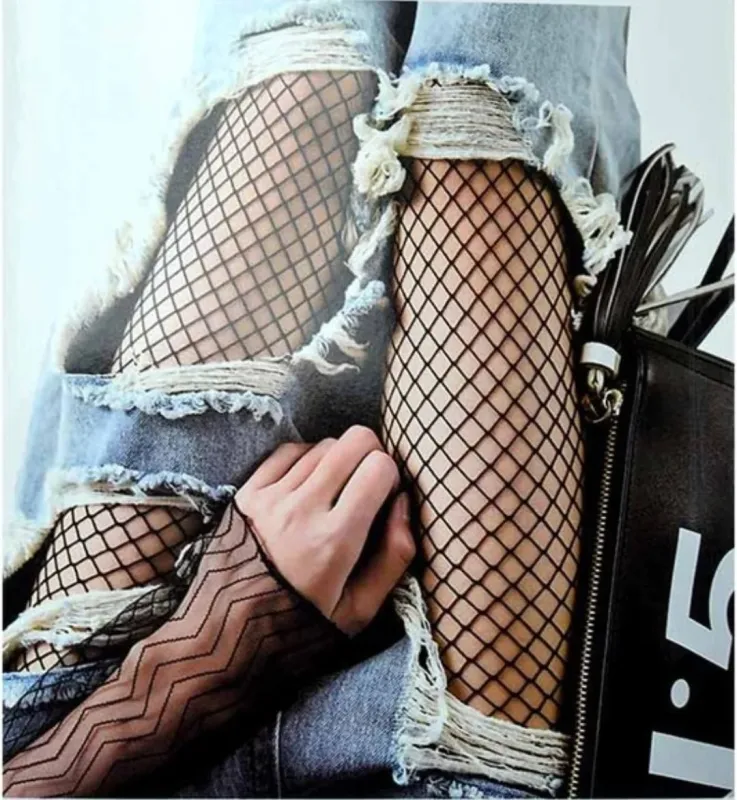 FISHNET PANTYHOSE FD made by Negative