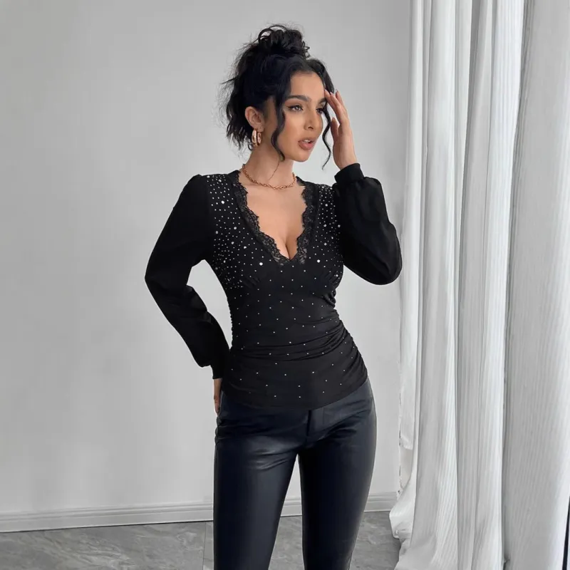 Women's solid color V-neck lace splicing hot rhinestone side pleated T-shirt made by Negative