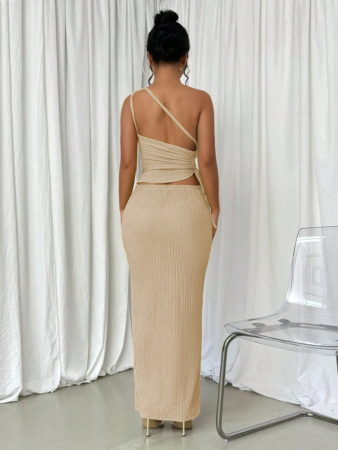 2pcs Women's Solid Color Drawstring Shoulder Top And Long Midi Skirt Set sold by Negative product image thumbnail 3
