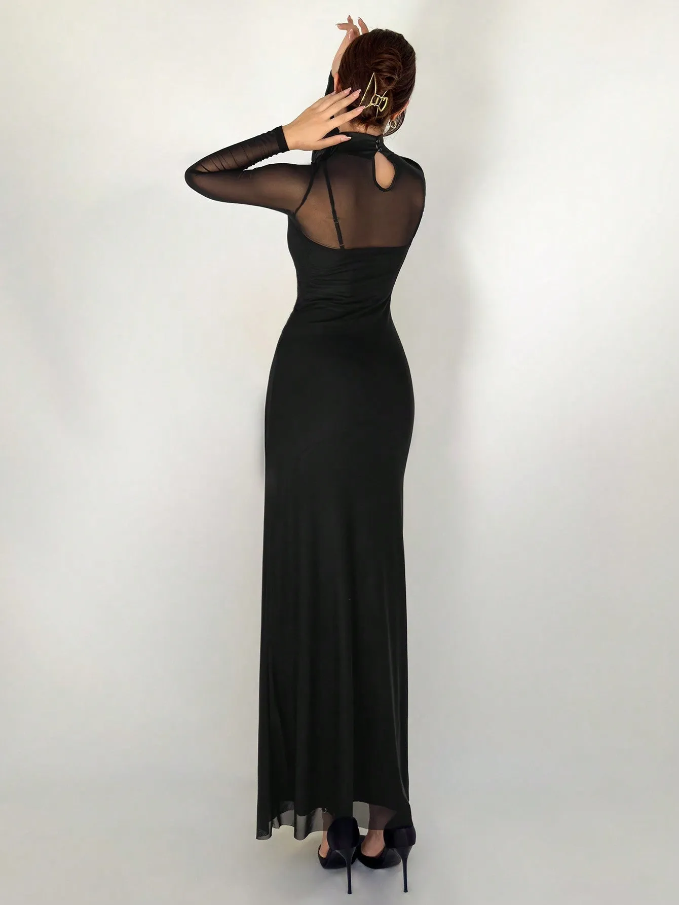 1pc Black Mesh Floral 3D Applique Long Sleeve Bodycon Dress For Women sold by Negative product image thumbnail 3
