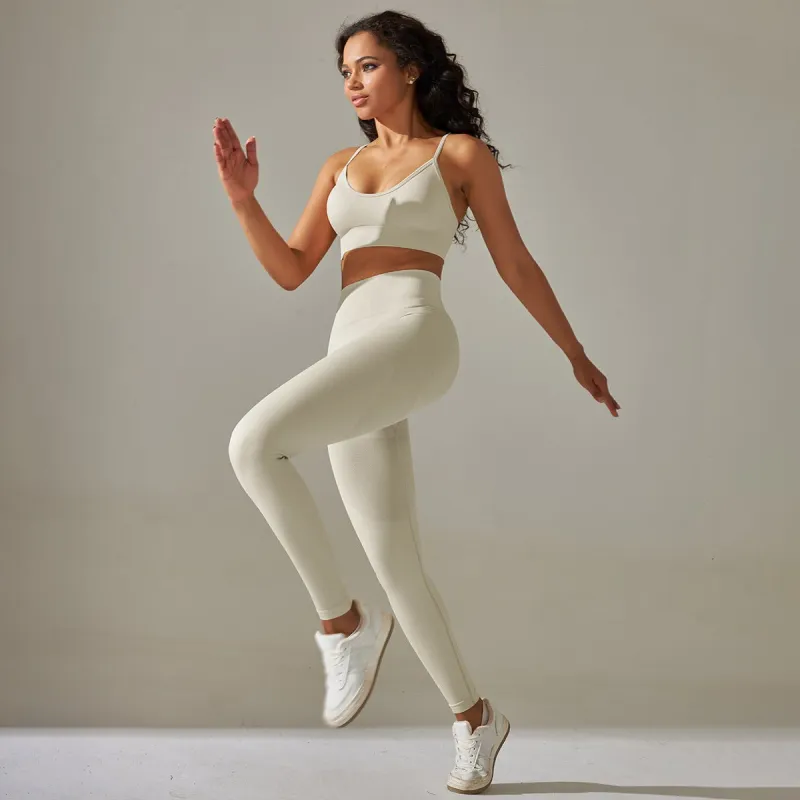 Cross Bra & Trouser Set | Apex Seamless 2-Piece Set made by Negative