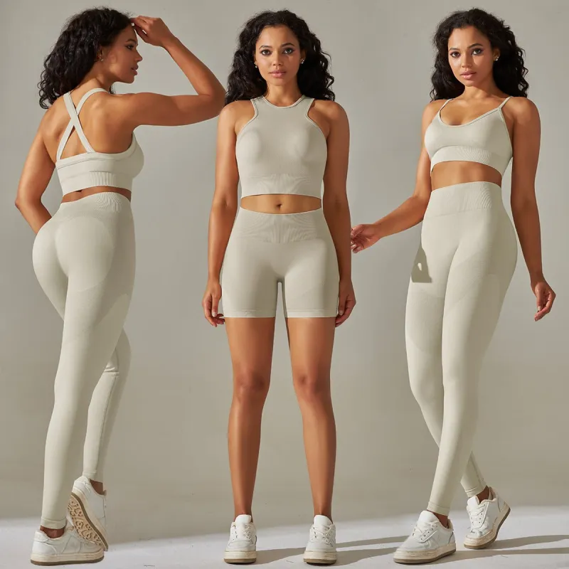 Strap Bra & Trouser Set | Apex Seamless 2-Piece Set made by Negative