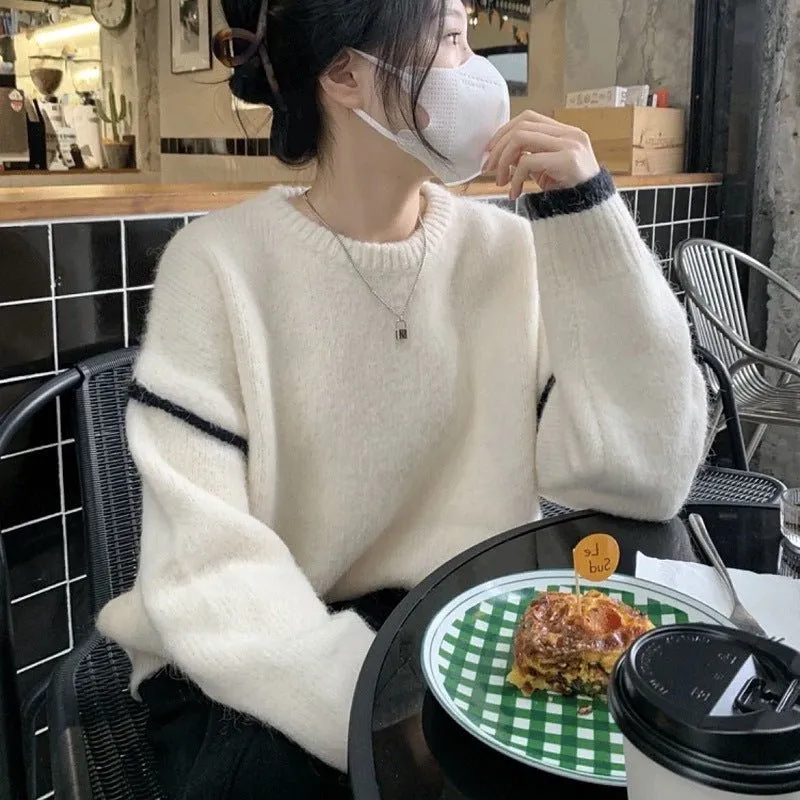 The Phoenix Contrast | Solid Color Crew Neck Color-Matching Knit Pullover Sweater made by Negative