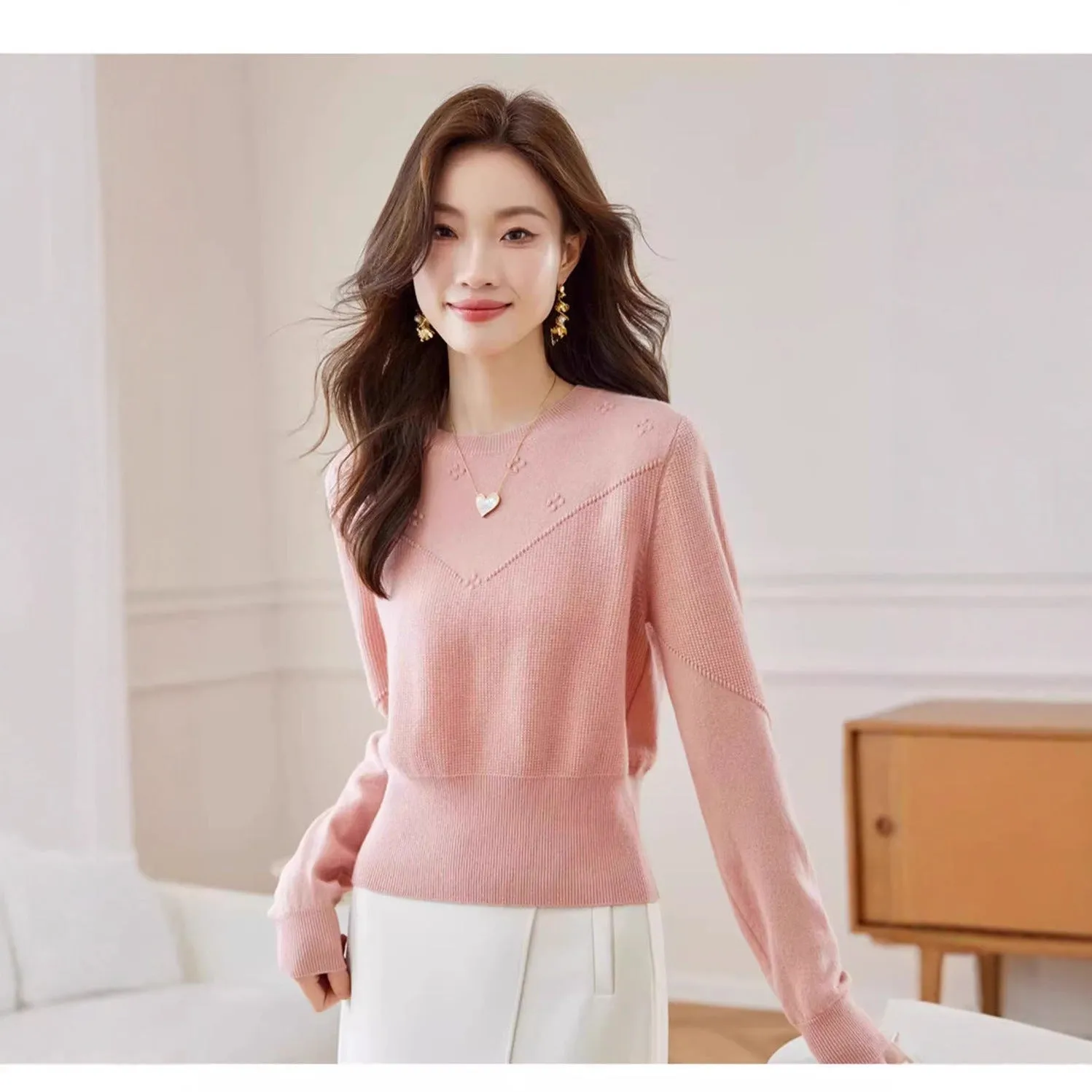 Slim-Fit Semi-Turtleneck Pullover Sweater for Women– Elegant & Comfortable Commuter Style sold by Negative product image thumbnail 4