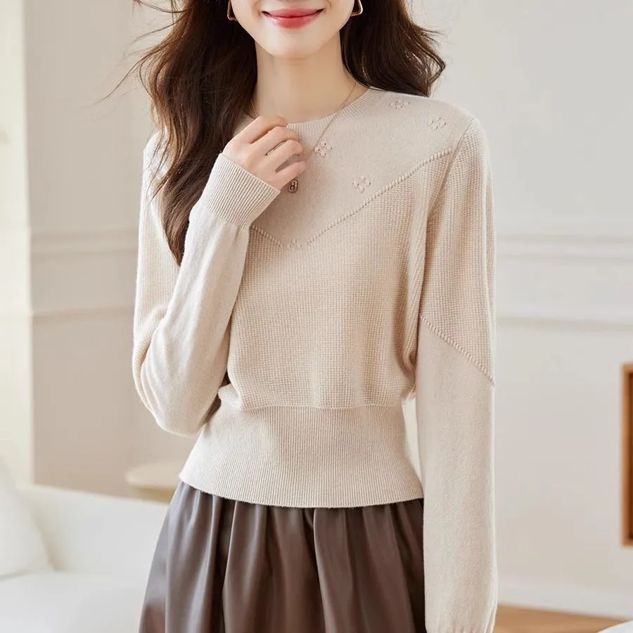 Slim-Fit Semi-Turtleneck Pullover Sweater for Women– Elegant & Comfortable Commuter Style sold by Negative product image thumbnail 2